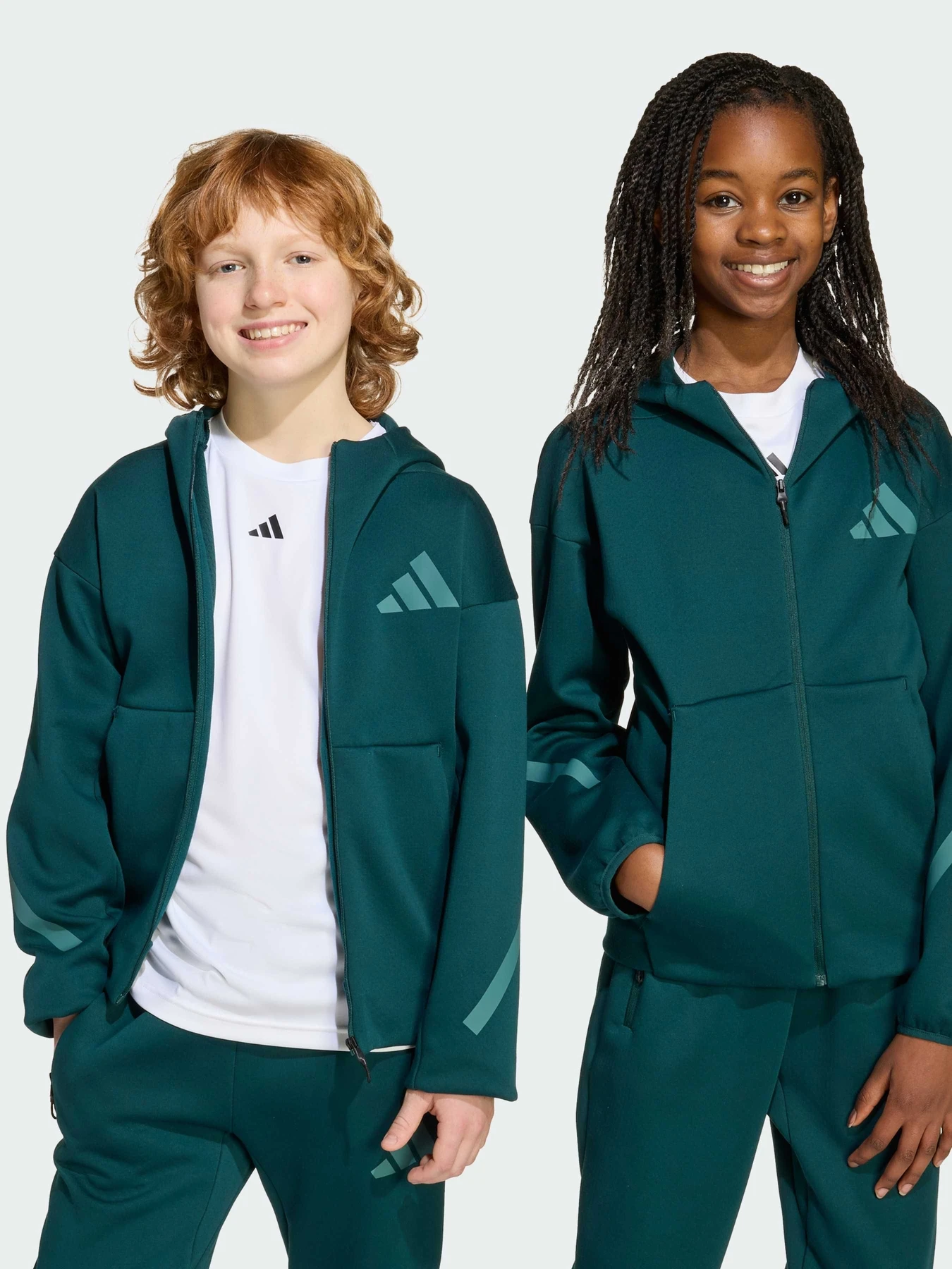 Худи и свитшоты Adidas ZNE модель JW2425 Худи и свитшоты Adidas ZNE модель JW2425 Фото