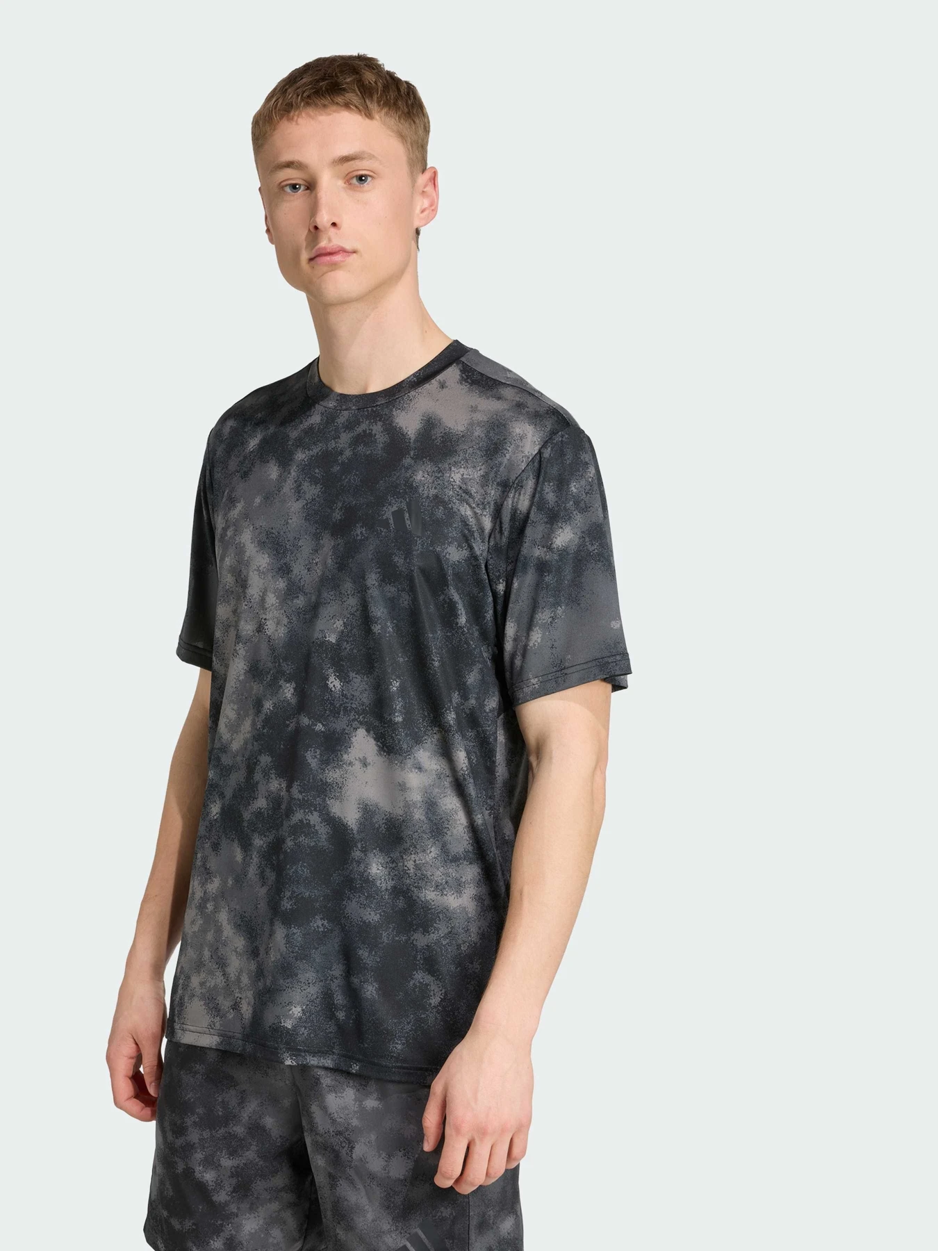 Футболки и поло Adidas модель JW9707 Футболки и поло Adidas модель JW9707 Фото