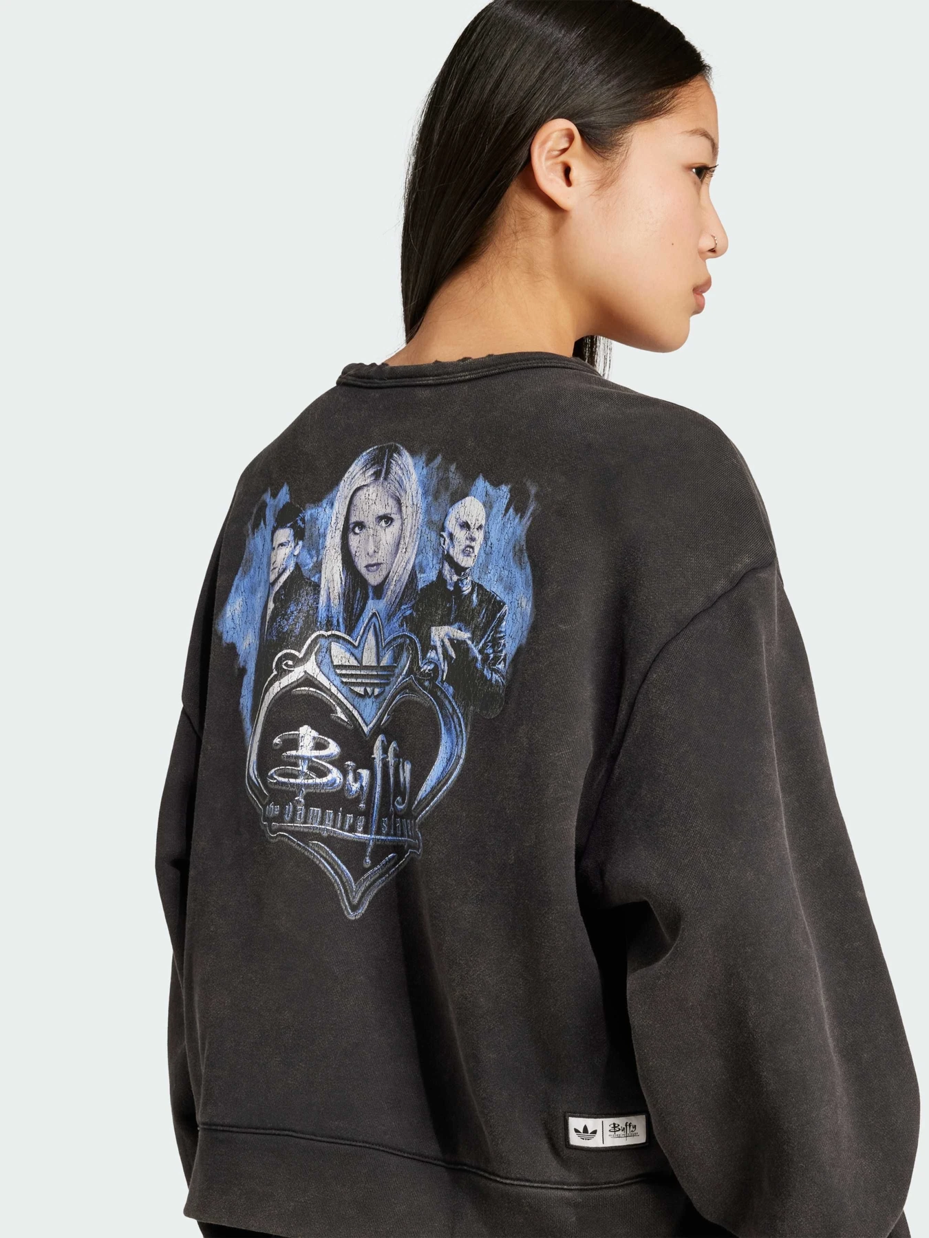 Худі та світшоти Adidas Graphics модель JX1276 Худі та світшоти Adidas Graphics модель JX1276 Фото