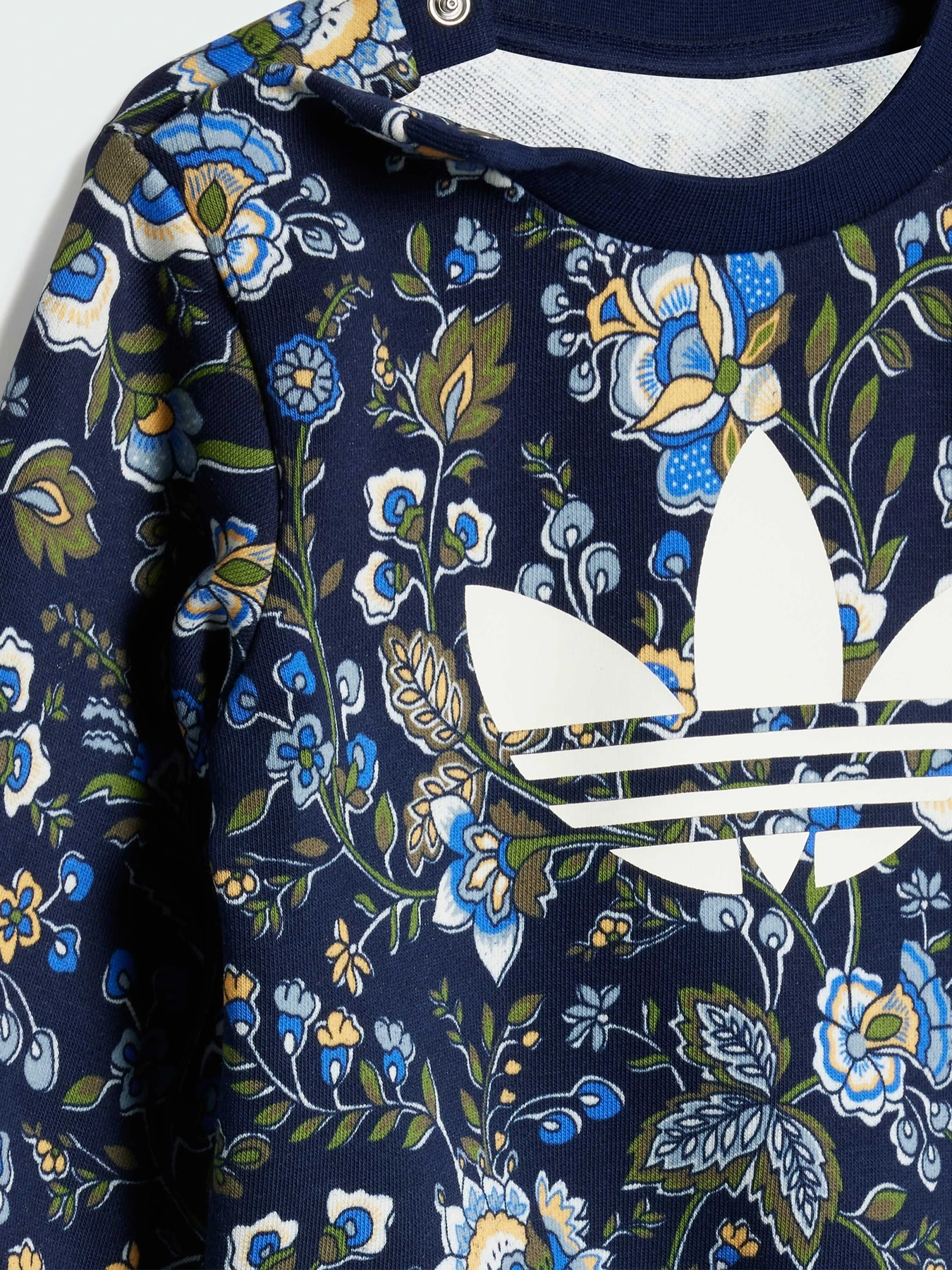 Костюмы Adidas Graphics модель JY3019 Фото