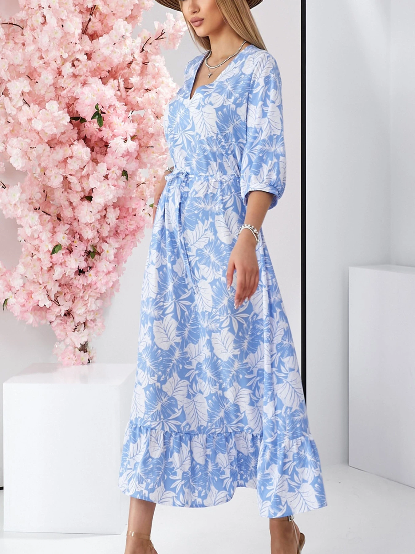 Сукні LadyLike модель ll186815769-blakitnij Сукні LadyLike модель ll186815769-blakitnij Фото