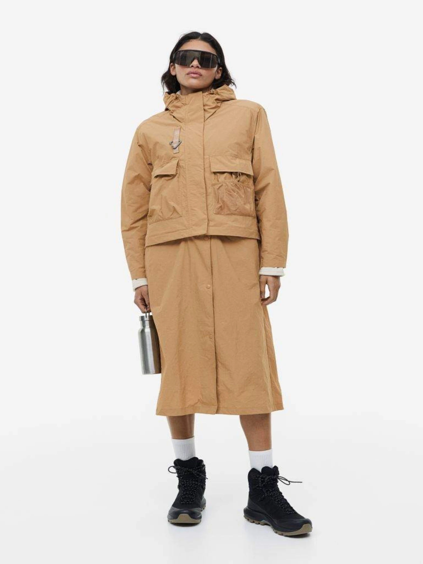 Пальта та плащі H&M модель 77928 Пальта та плащі H&M модель 77928 Фото