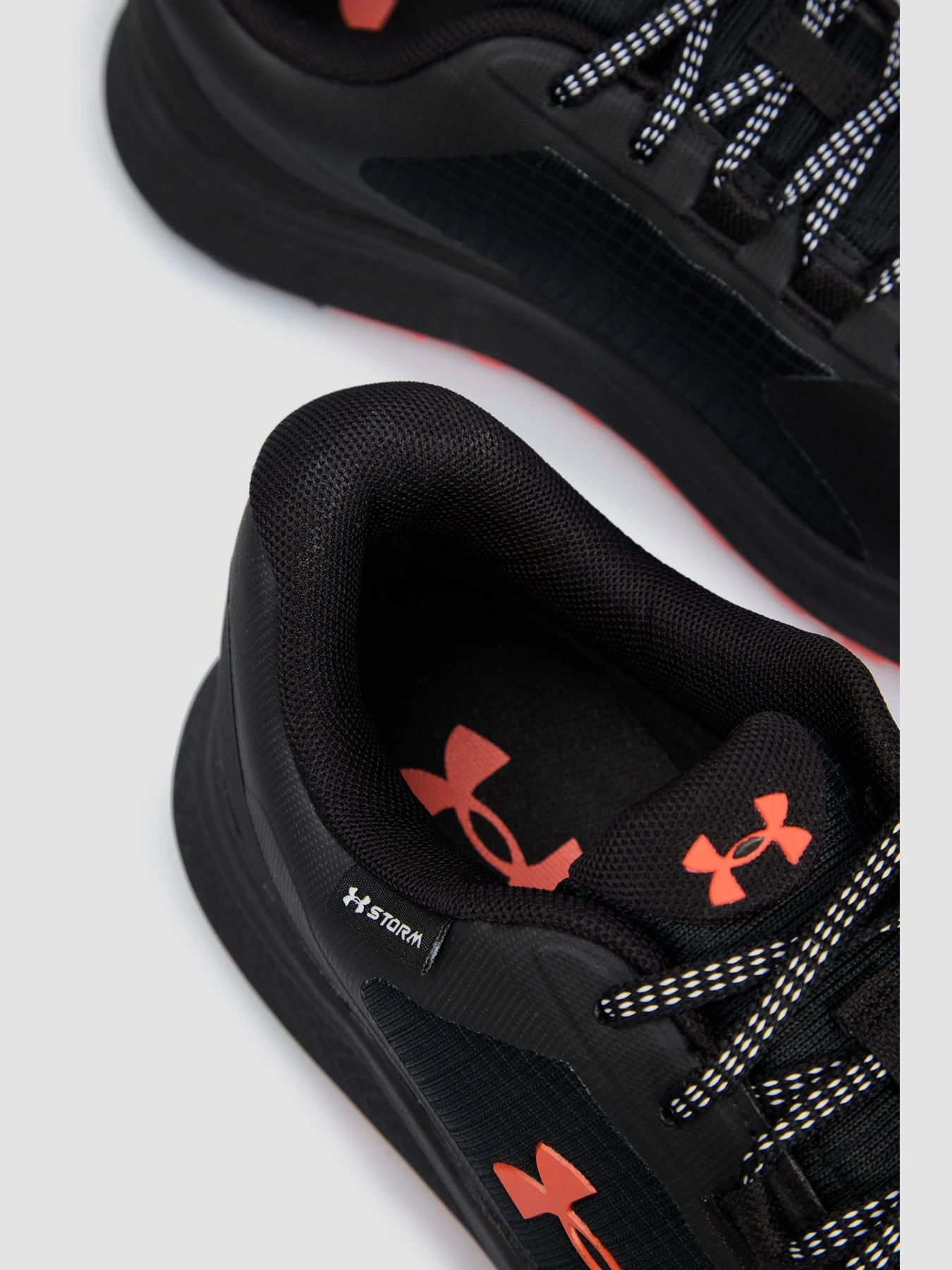 Кросівки Under Armour Charged Bandit Tr 3 Sp модель 3028657-004 Фото