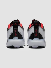 Кросівки Jordan 37 Low Sneakers модель DQ4122-100 Фото