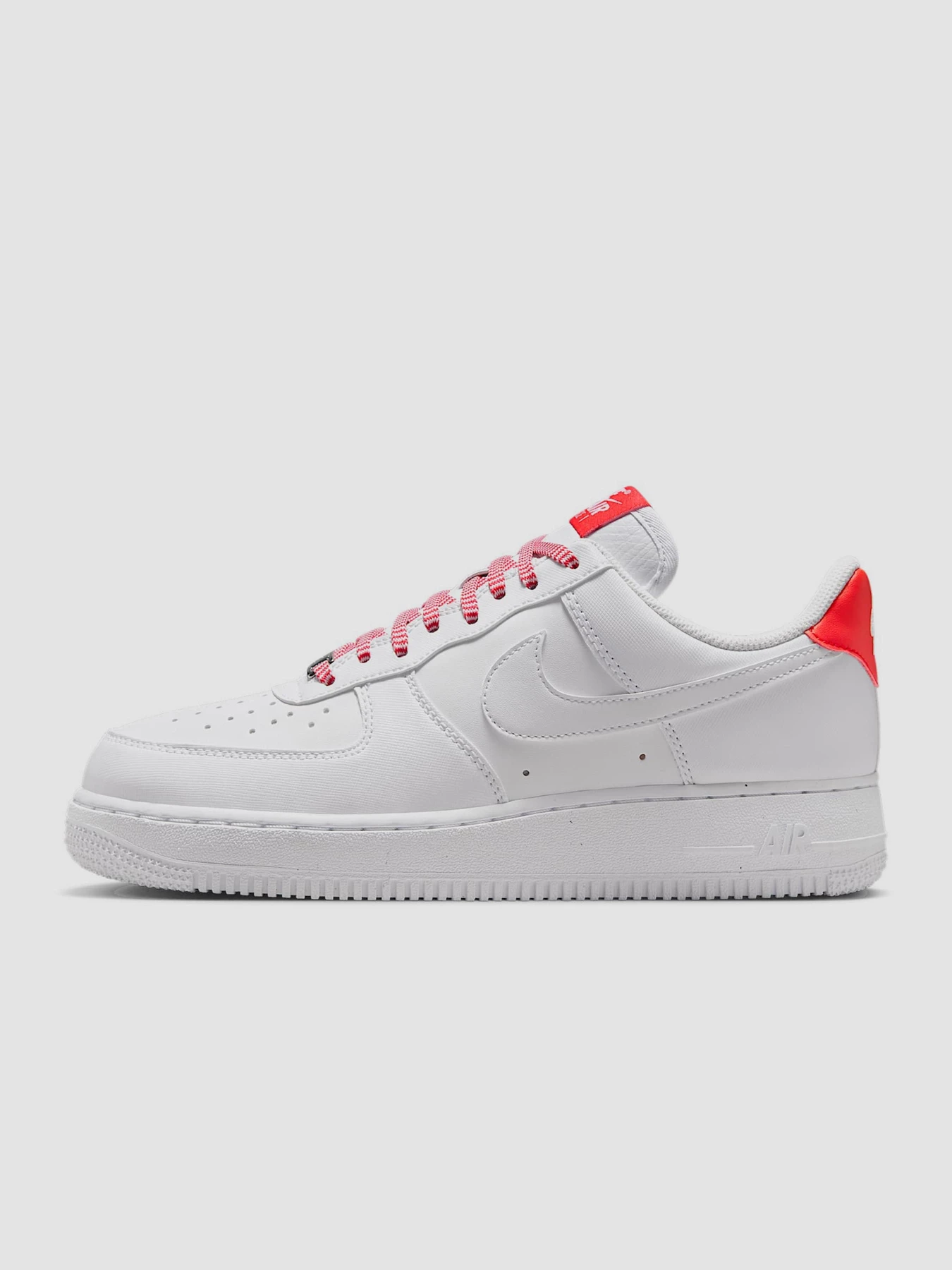 Кросівки NIKE Air Force 1 '07 модель IB7167-103 Кросівки NIKE Air Force 1 '07 модель IB7167-103 Фото