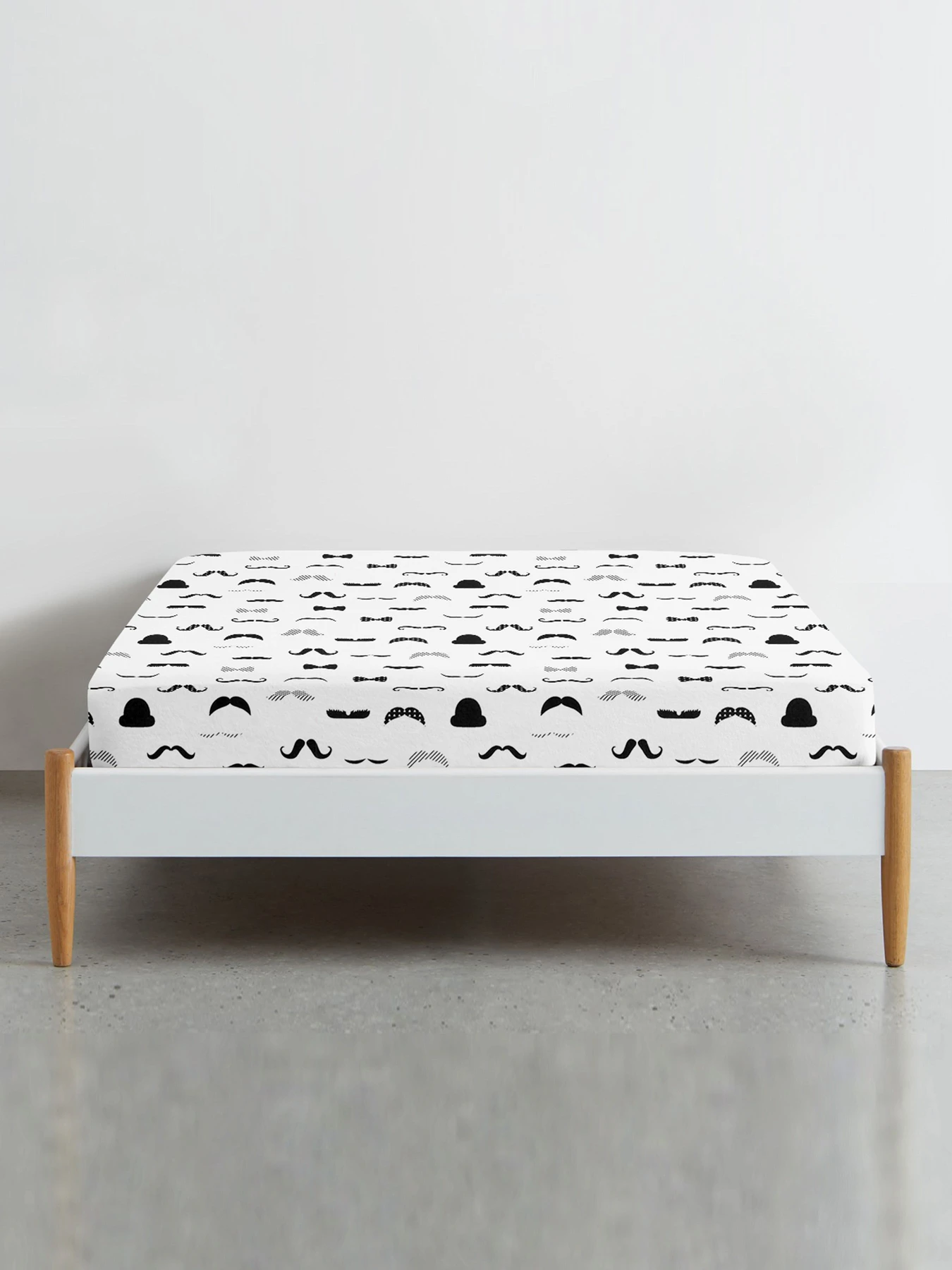 Простынь на резинке ранфорс MUSTACHE Cosas модель ChaplinFashion_120 Простынь на резинке ранфорс MUSTACHE Cosas модель ChaplinFashion_120 Фото