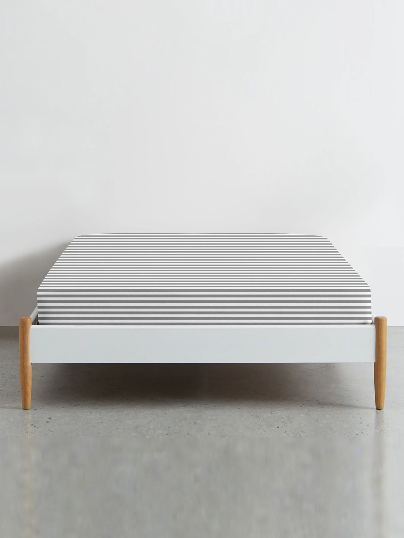 Простынь на резинке ранфорс SHADOW LINE Cosas модель LineGrey_100x200x20 Фото