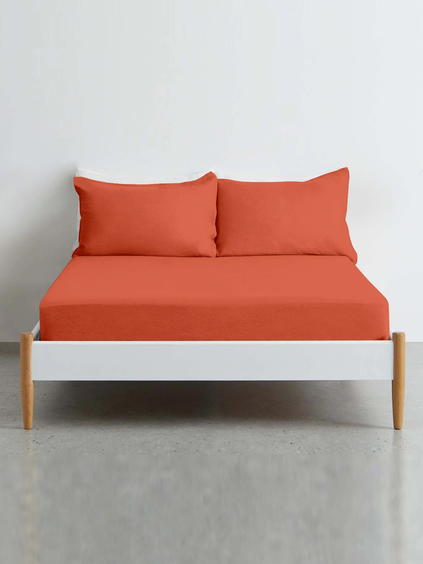 Простынь на резинке ранфорс RUST Cosas модель Orange103_120x200x20 Фото