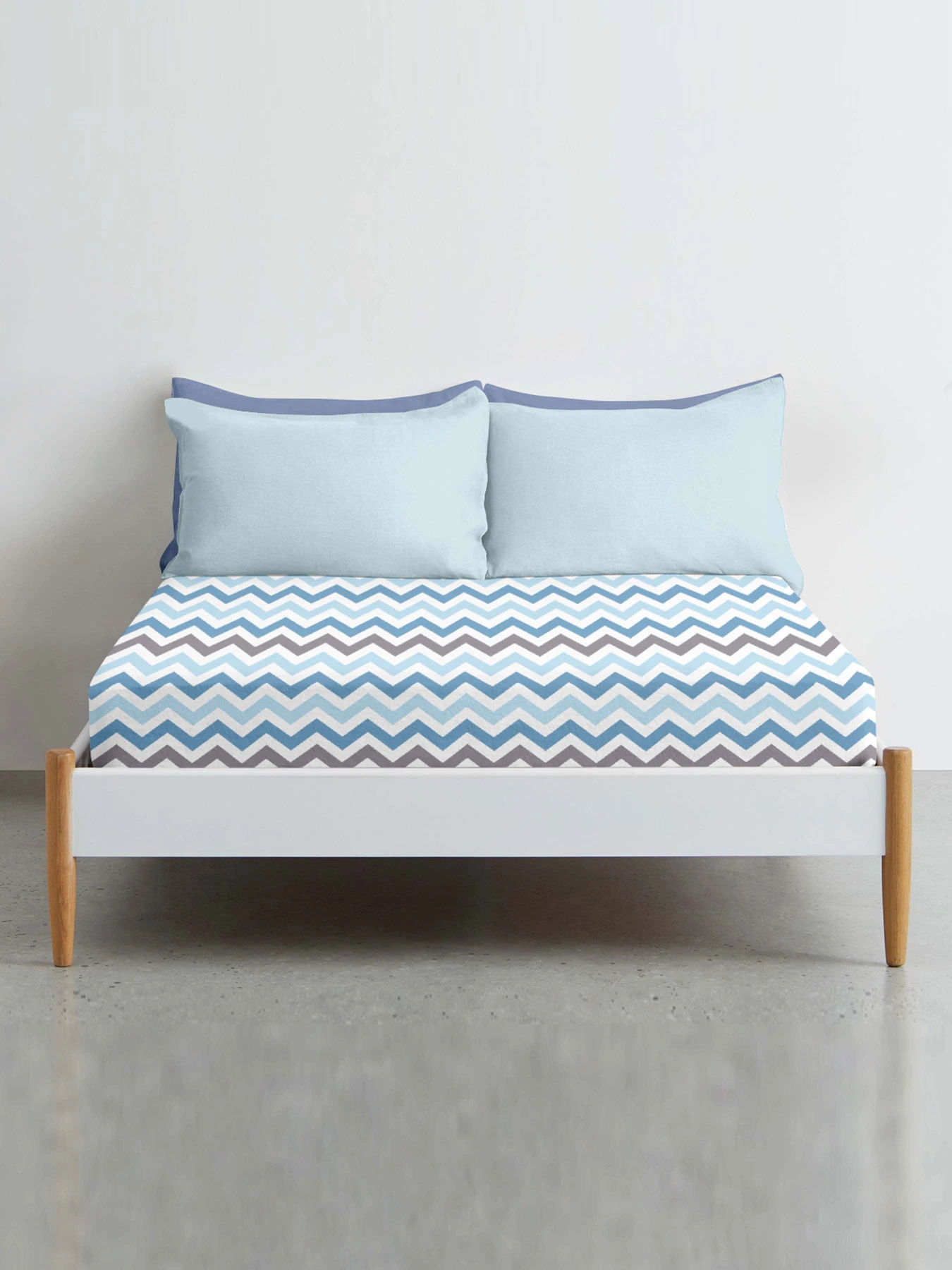 Простынь на резинке ранфорс GREY ZIGZAG Cosas модель ZigGreyBlue_100x200 Фото