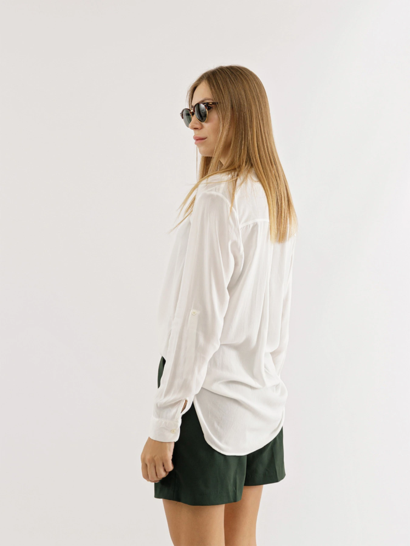 Рубашки YUKI модель ЦБ-00227668 Рубашки YUKI модель ЦБ-00227668 Фото