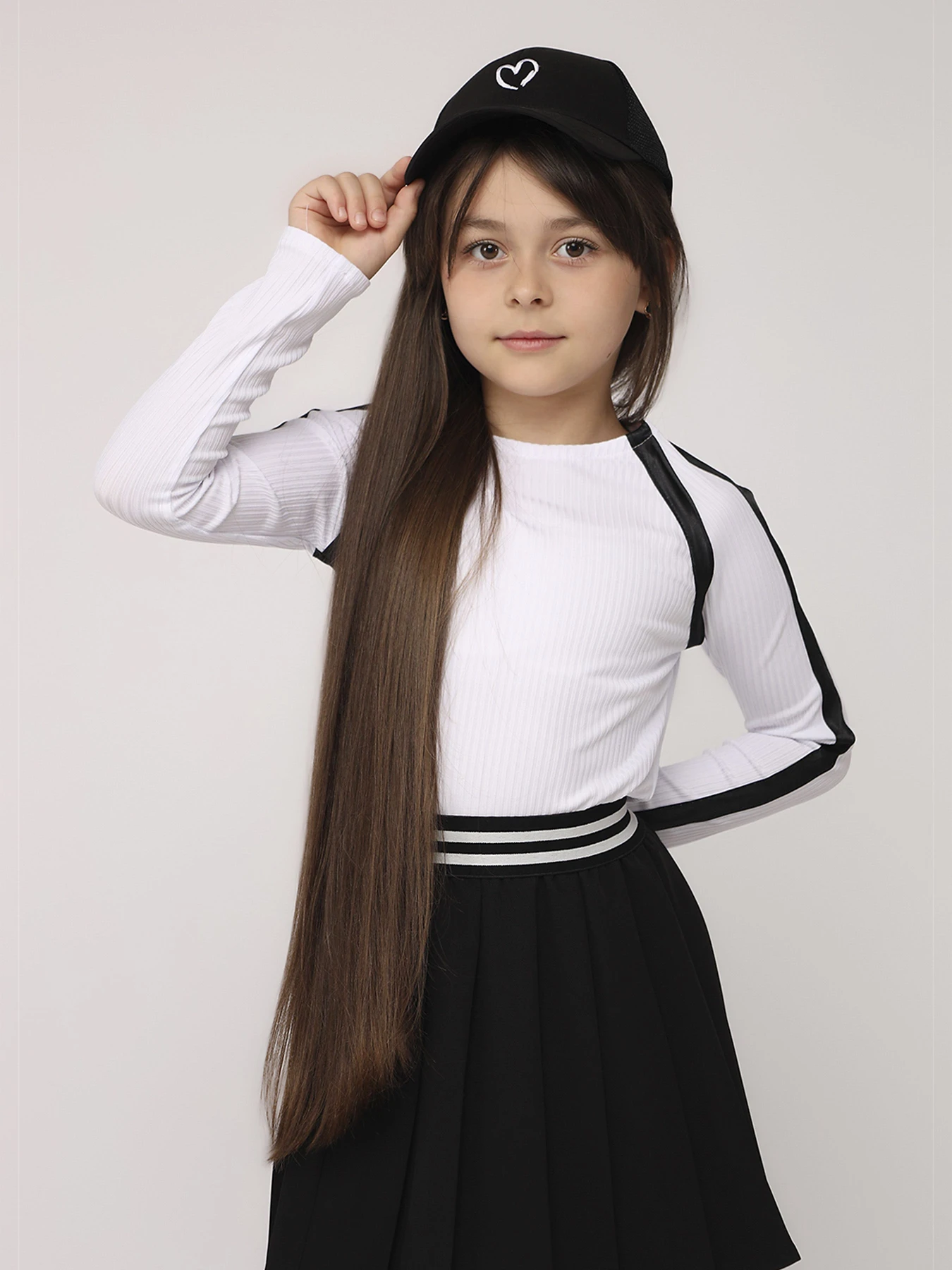 Худі та світшоти YUKI модель ЦБ-00275692 Фото