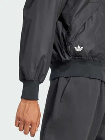 Куртки и дубленки Adidas Adicolor модель JC9908 Фото