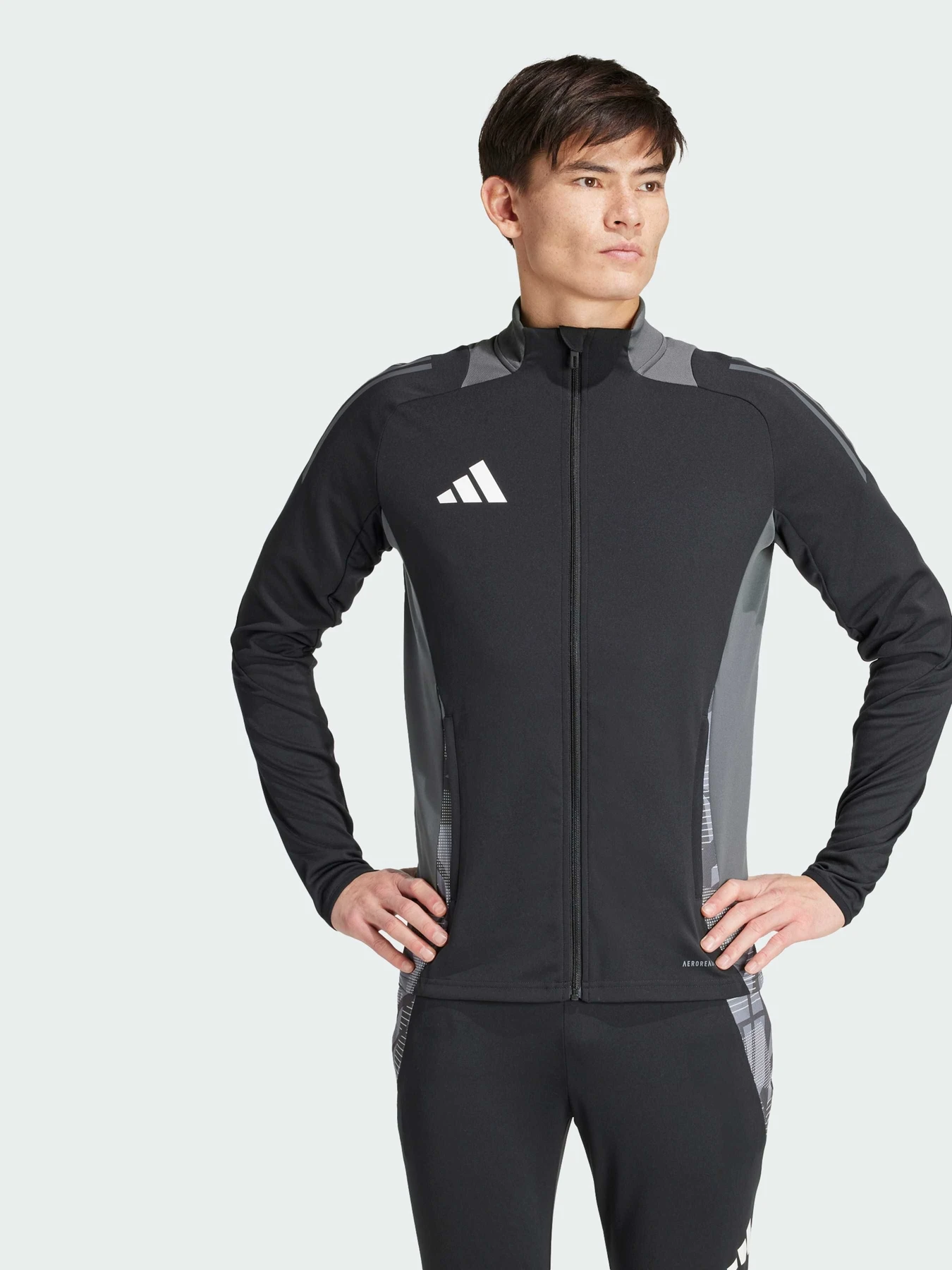Худи и свитшоты Adidas Tiro модель IP1870 Фото