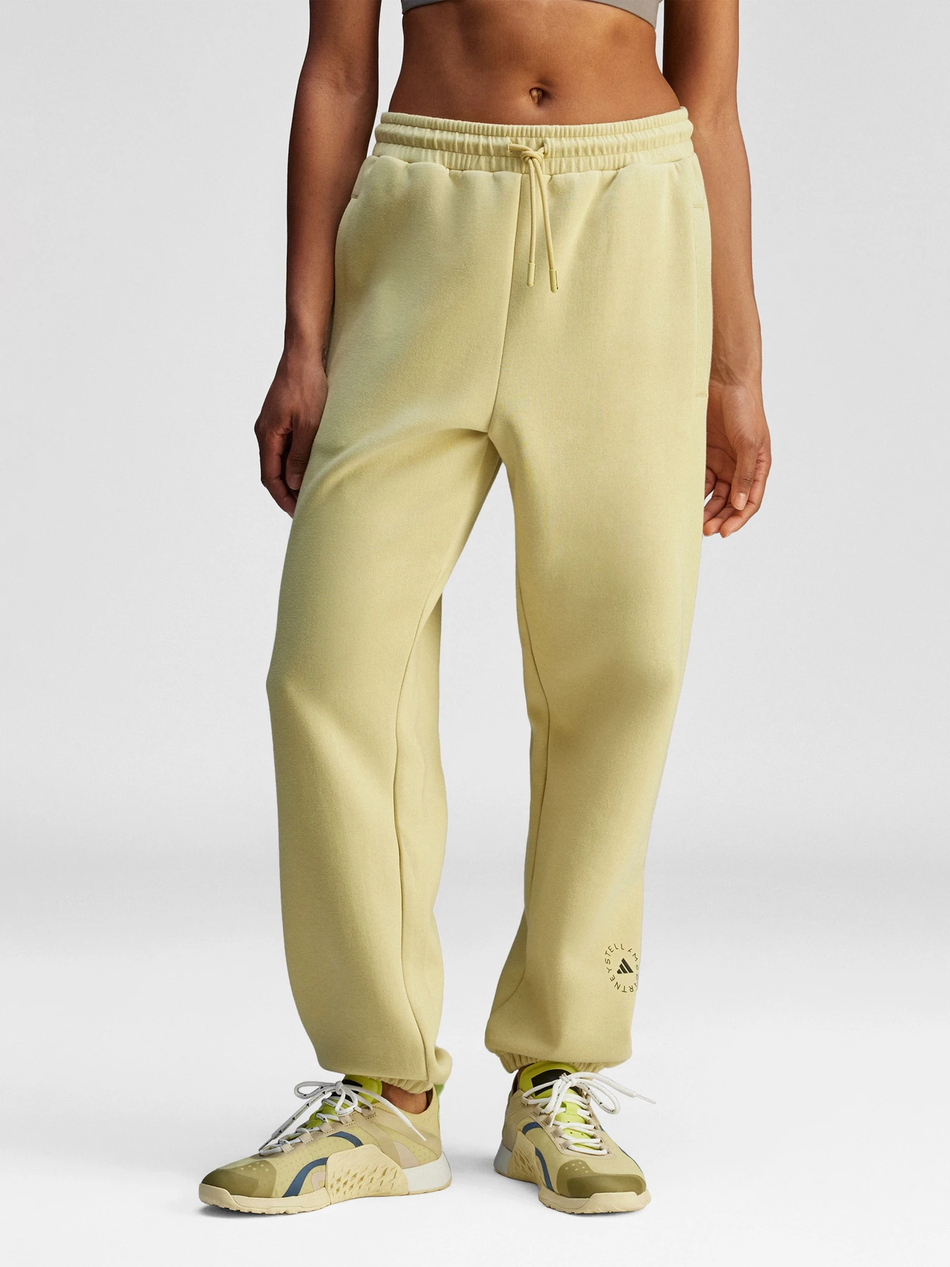 Брюки Adidas модель JN0228 Брюки Adidas модель JN0228 Фото
