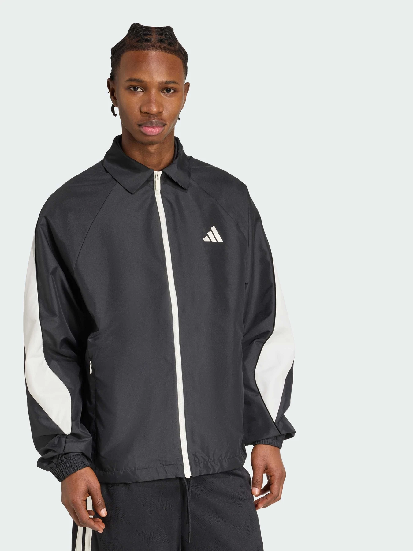 Куртки и дубленки Adidas модель JN1829 Фото