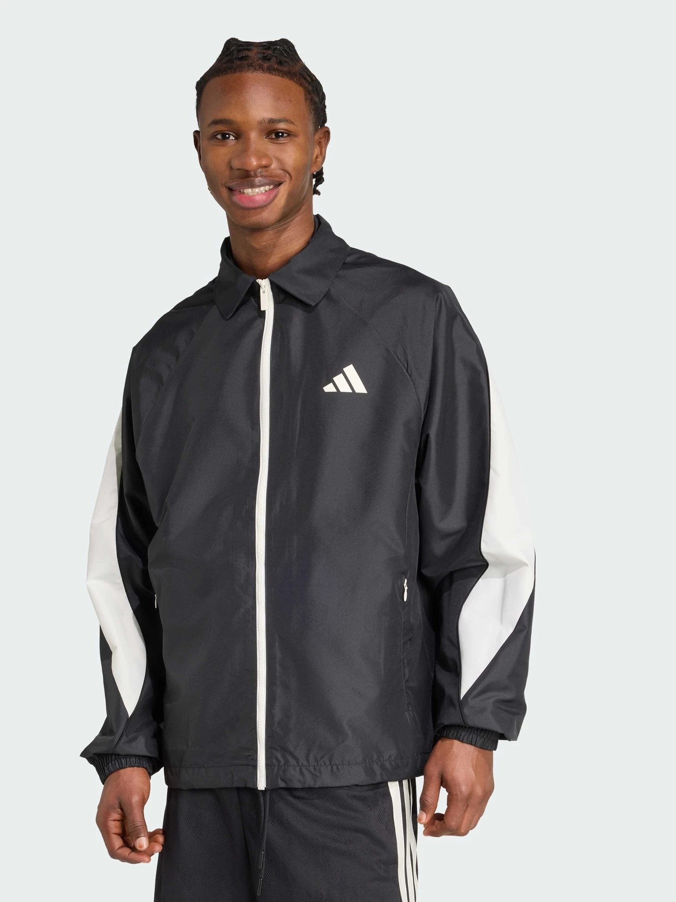 Куртки и дубленки Adidas модель JN1829 Фото