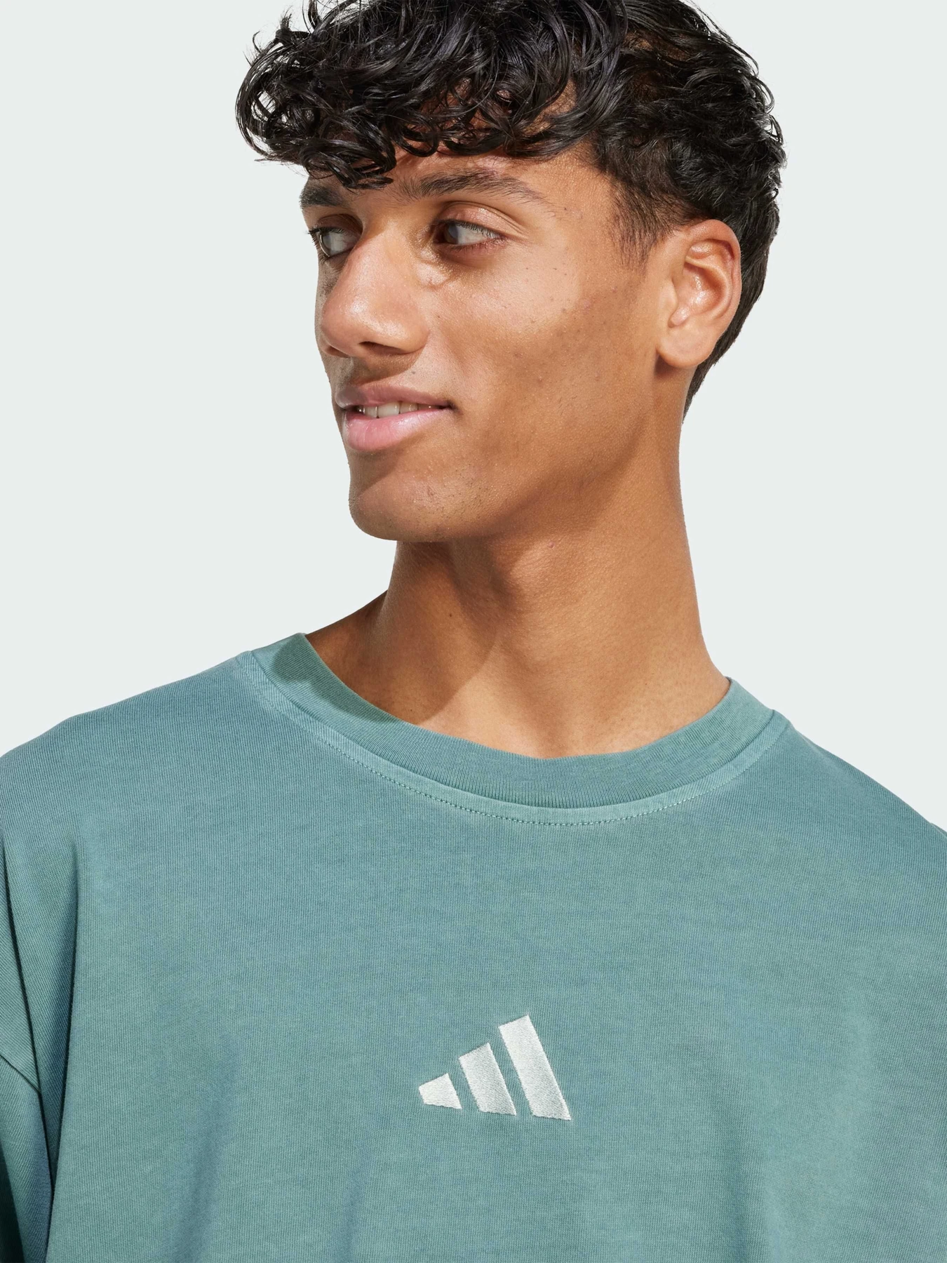 Футболки и поло Adidas модель JN0610 Футболки и поло Adidas модель JN0610 Фото