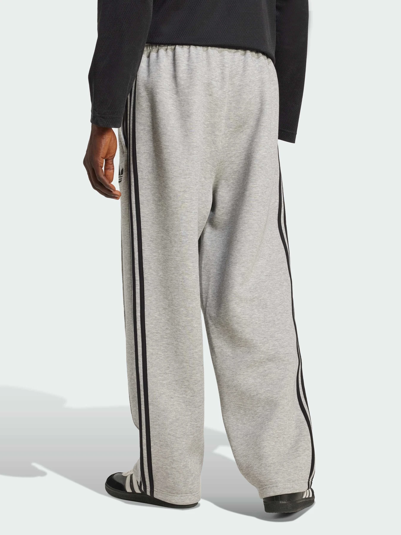 Брюки Adidas Adicolor модель JX1505 Брюки Adidas Adicolor модель JX1505 Фото