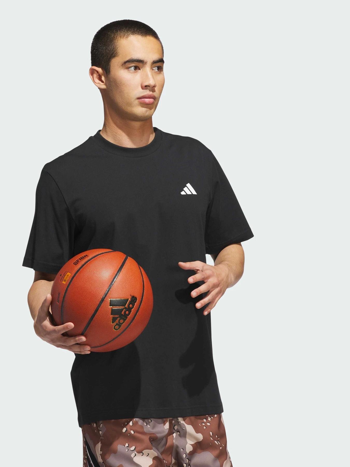 Футболки и поло Adidas модель JV8304 Футболки и поло Adidas модель JV8304 Фото