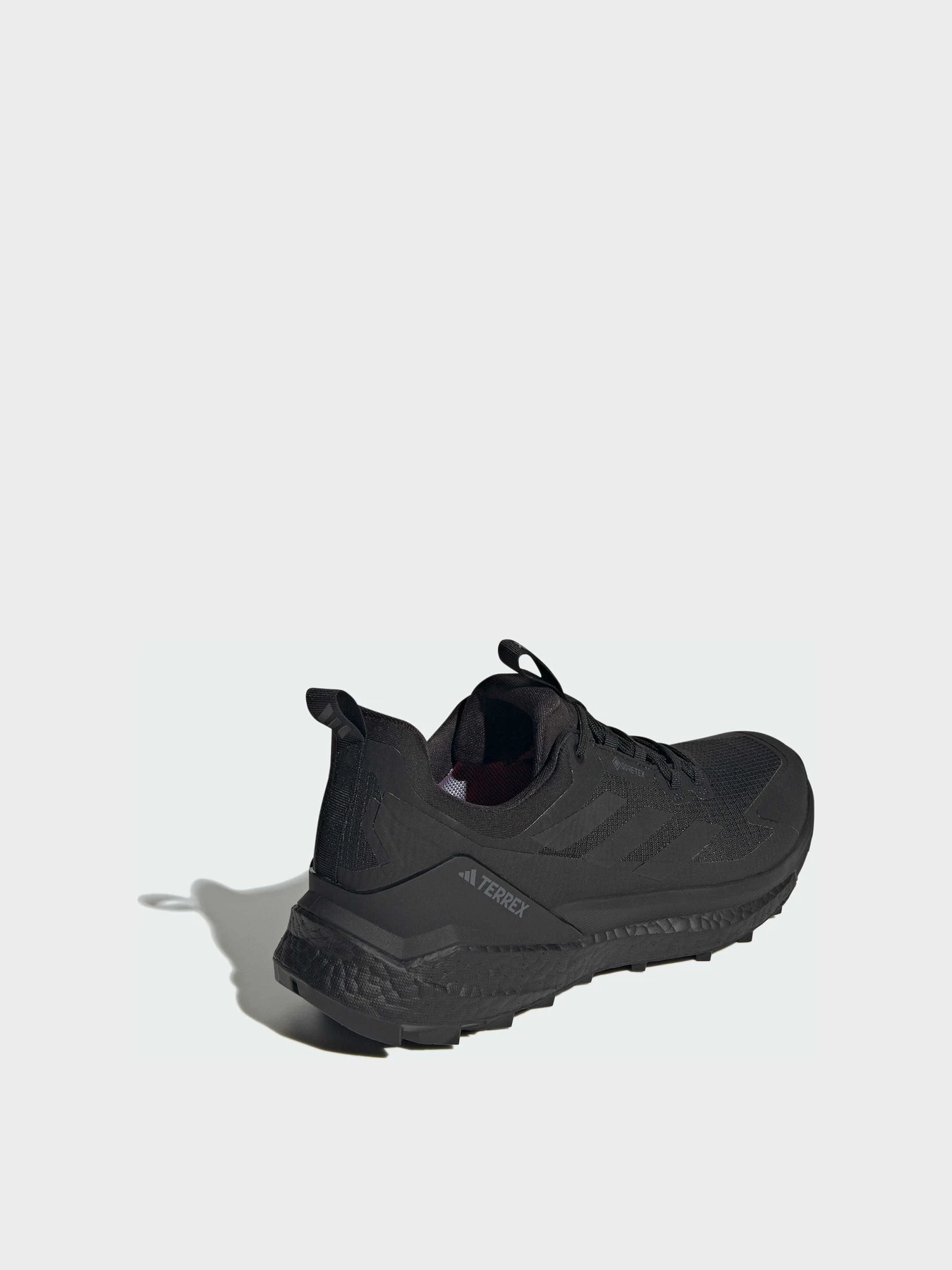 Кроссовки Adidas Terrex модель IH0672 Кроссовки Adidas Terrex модель IH0672 Фото