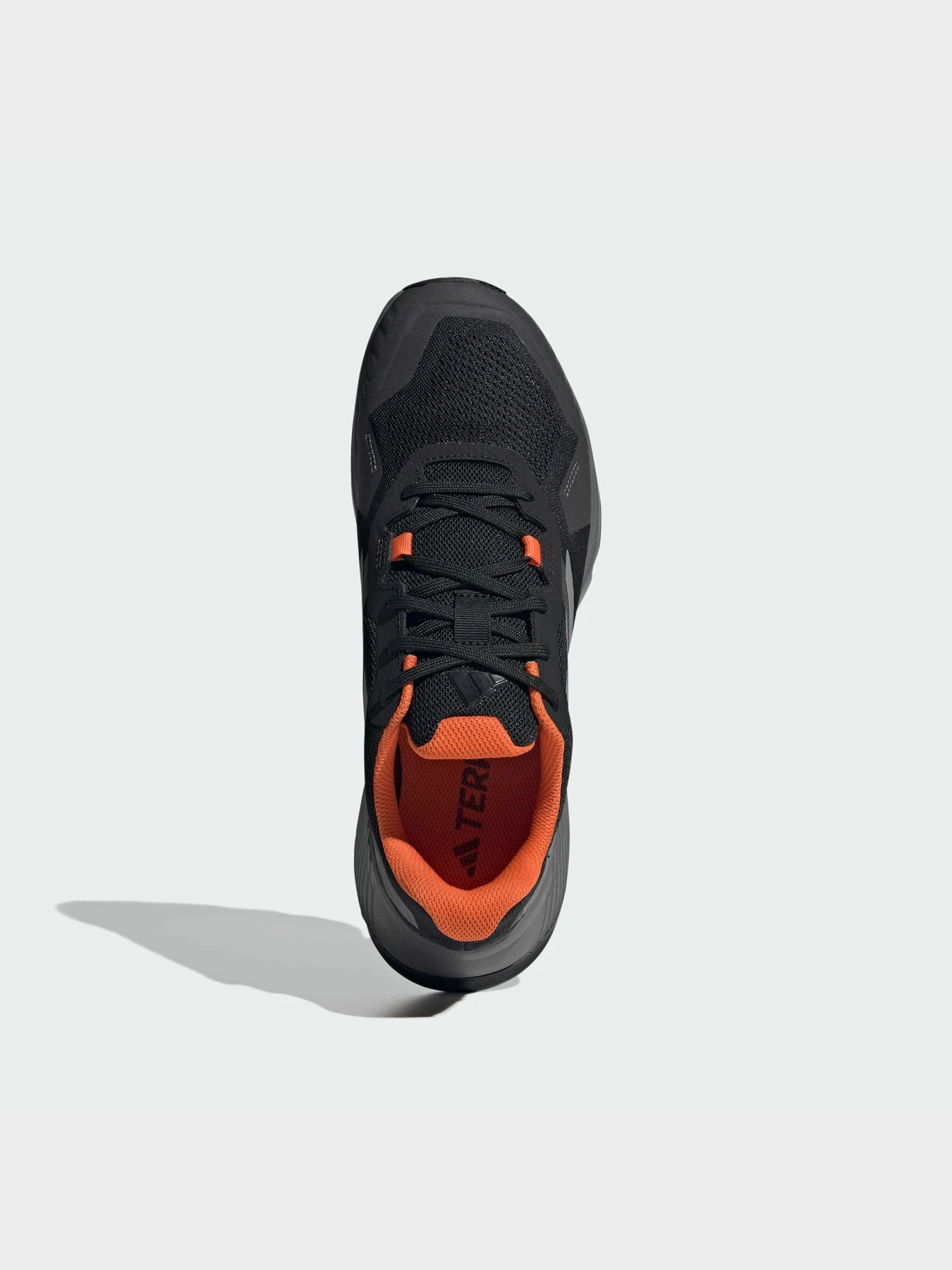 Кроссовки Adidas Terrex модель JI1924 Кроссовки Adidas Terrex модель JI1924 Фото