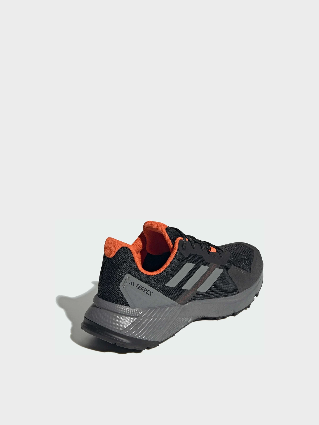 Кроссовки Adidas Terrex модель JI1924 Кроссовки Adidas Terrex модель JI1924 Фото