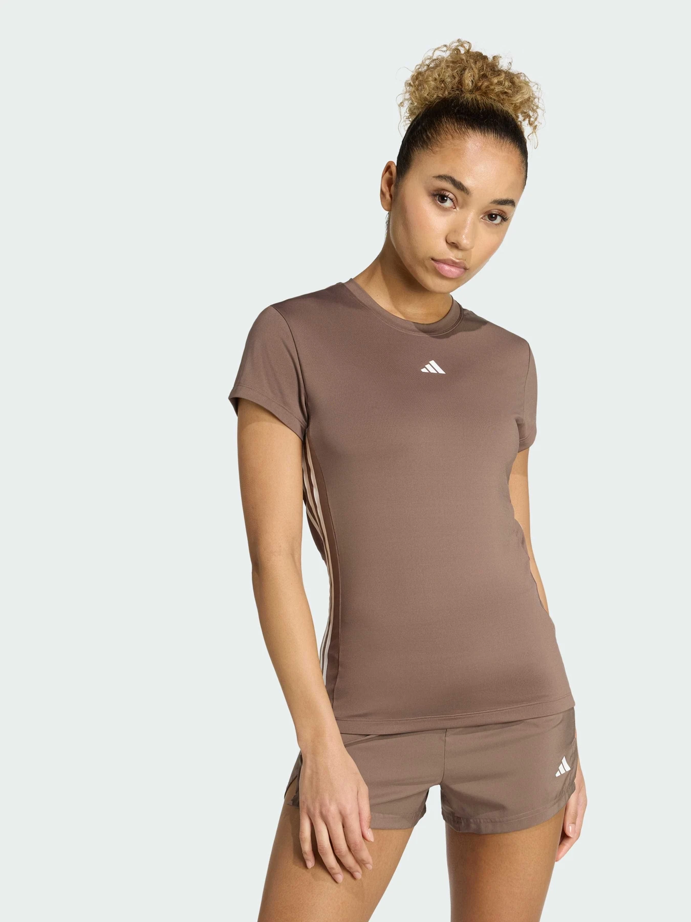 Футболки и поло Adidas модель JX7378 Футболки и поло Adidas модель JX7378 Фото