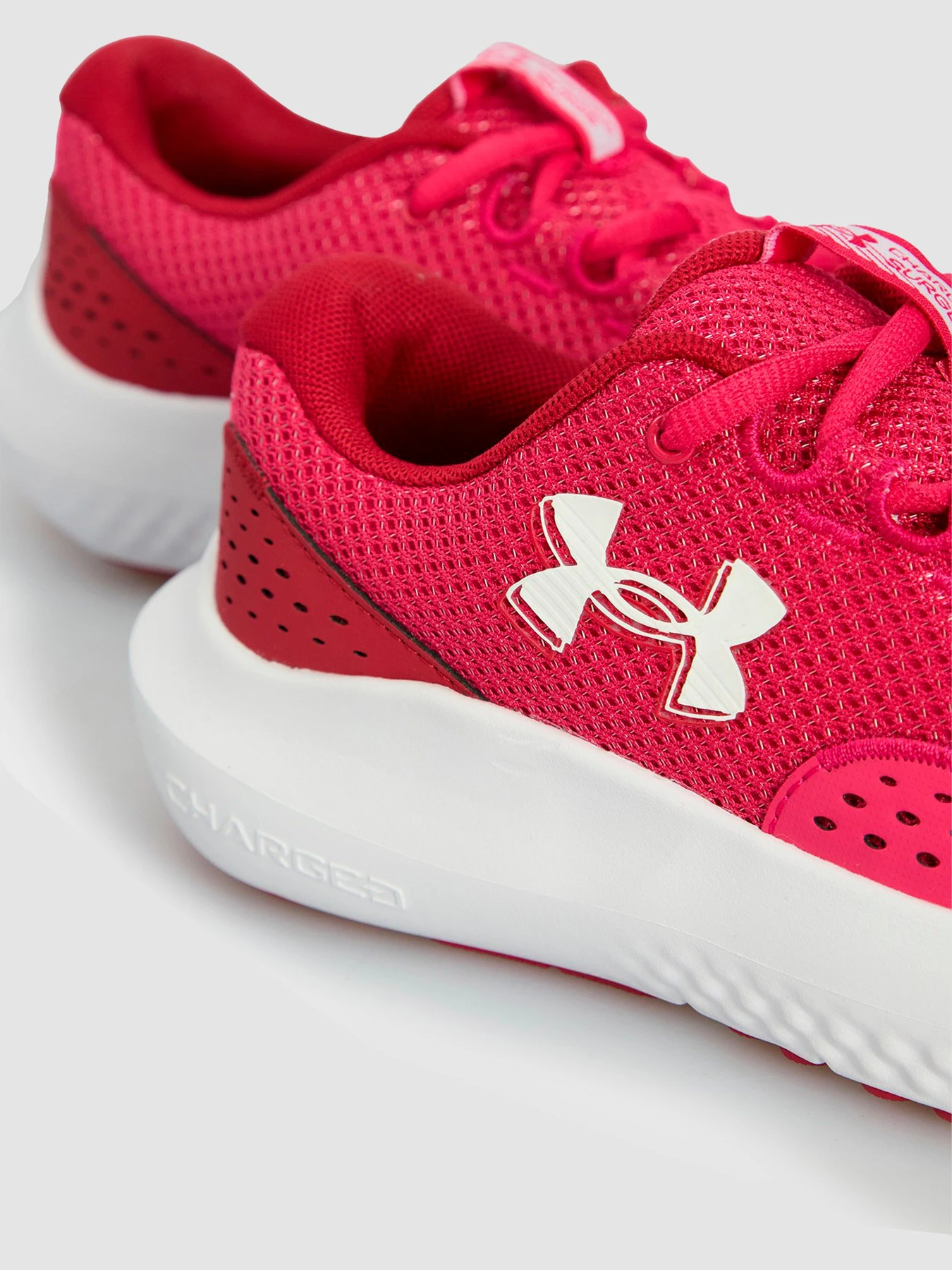 Кросівки Under Armour W Charged Surge 4 модель 3027007-681 Фото