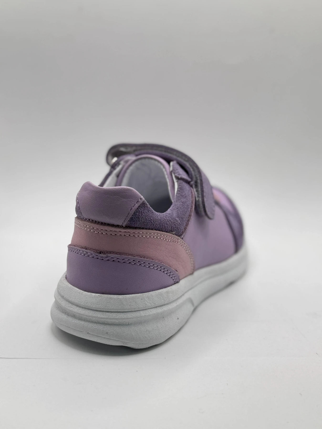 Кроссовки Perlina модель 53fiolet25 Кроссовки Perlina модель 53fiolet25 Фото