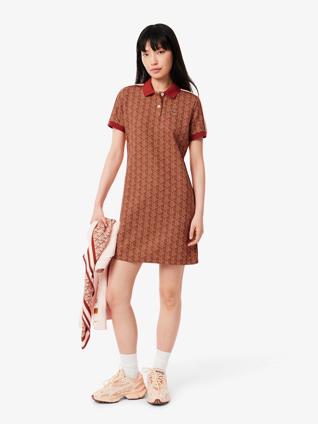 Сукні Lacoste модель EF2655GTI Фото