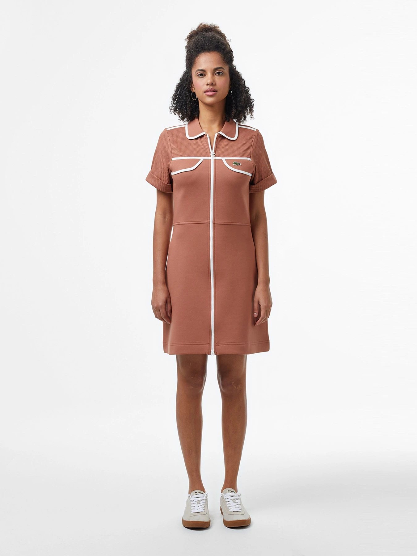 Платья Lacoste модель EF0505I1K Фото