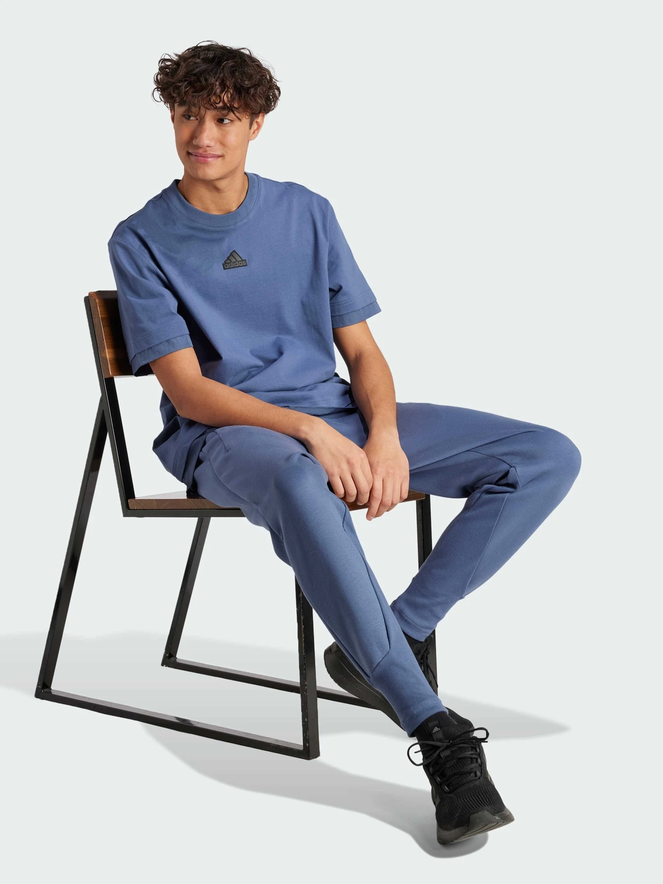 Брюки Adidas ZNE модель IR5205 Фото