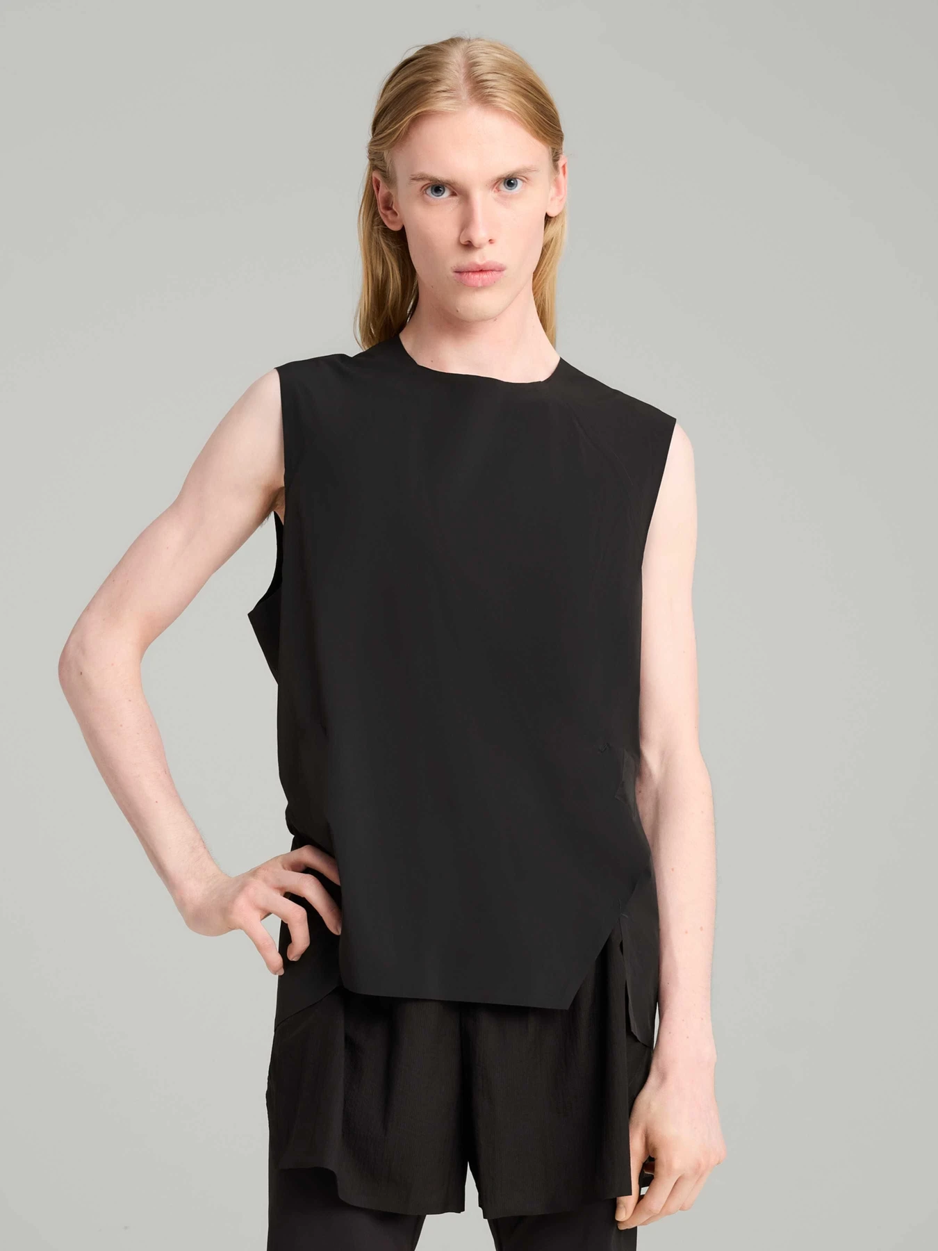 Футболки и поло PUMA x Heliot Emil Top модель 629490 Футболки и поло PUMA x Heliot Emil Top модель 629490 Фото