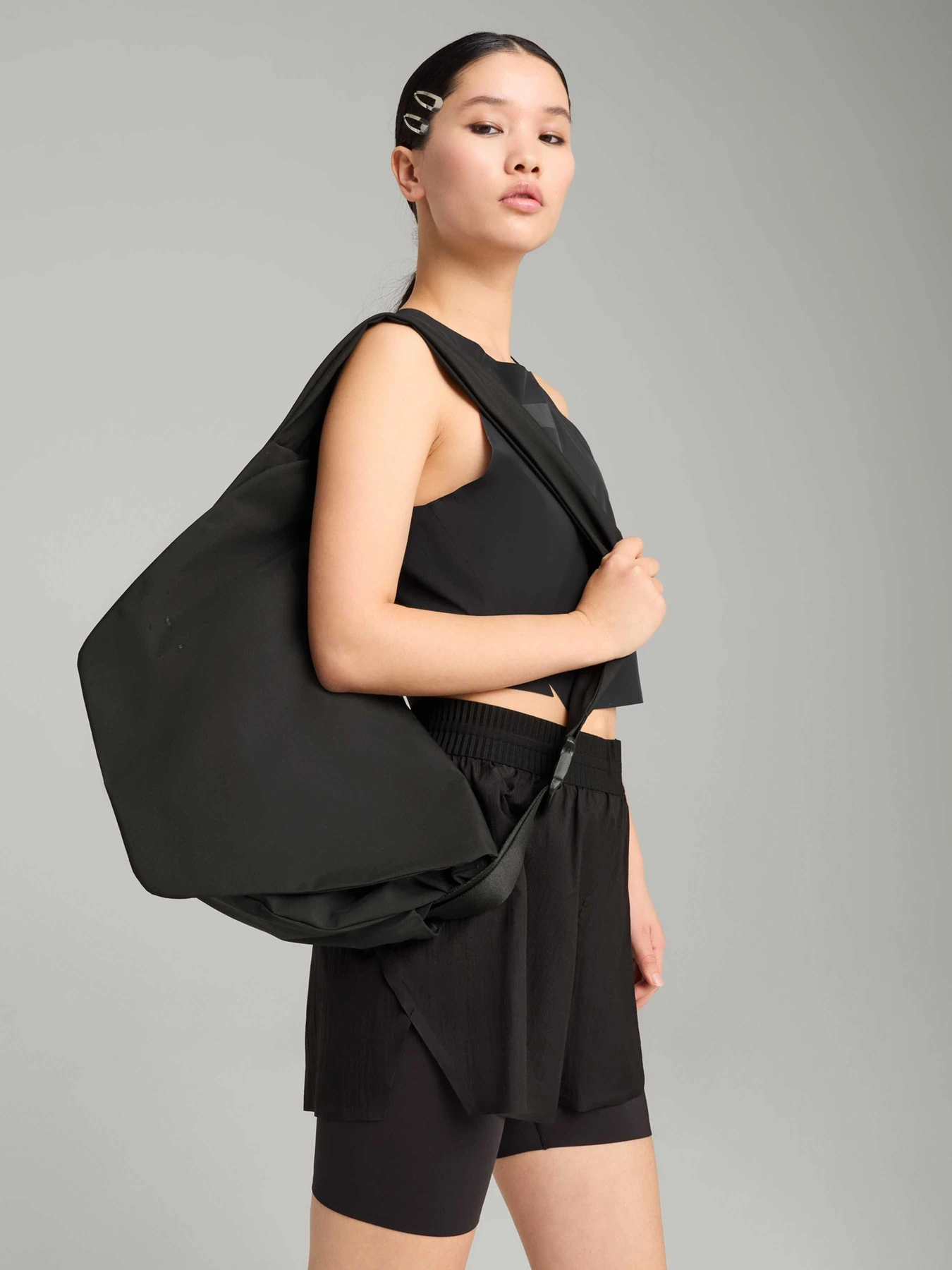 Сумки PUMA x Heliot Emil Sling Bag модель 091208 Сумки PUMA x Heliot Emil Sling Bag модель 091208 Фото