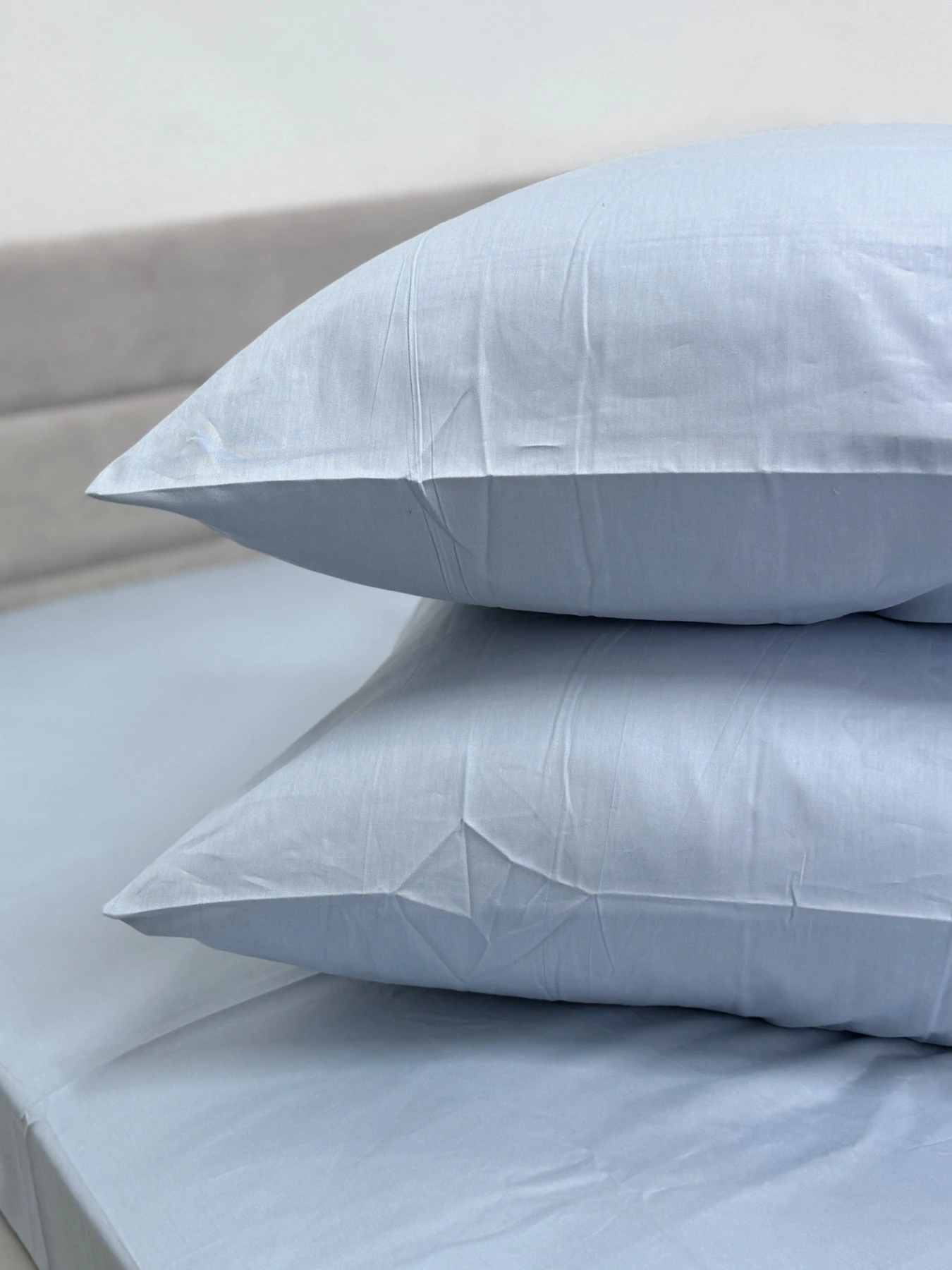 Комплект наволочек из сатина 2 шт. голубого цвета Pearl Blue Ecotton модель 24735 Комплект наволочек из сатина 2 шт. голубого цвета Pearl Blue Ecotton модель 24735 Фото