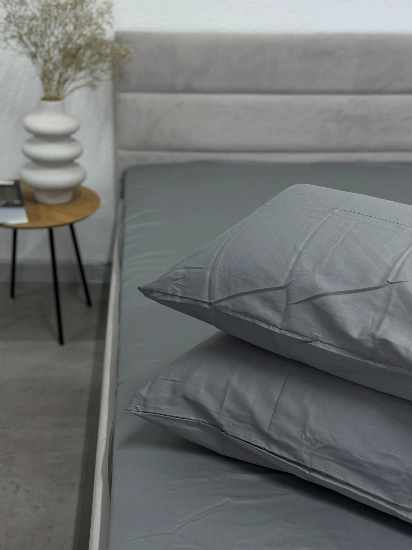 Комплект наволочок із сатину 2 шт. темно-сірого кольору Natural Grey Ecotton модель 24740 Фото