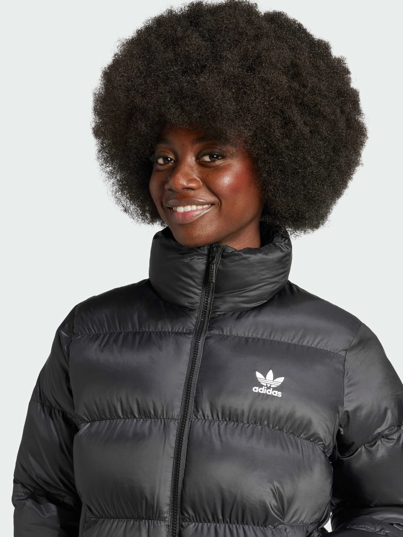 Куртки и дубленки Adidas Adicolor модель JD0420 Фото