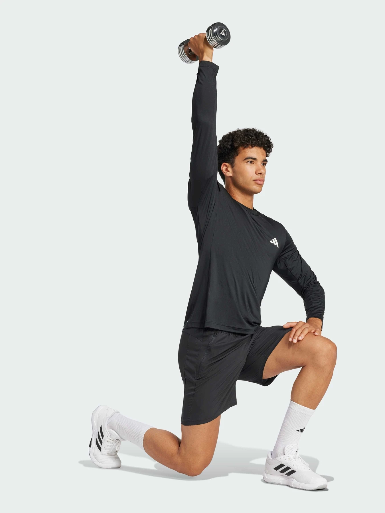 Худи и свитшоты Adidas модель JC7715 Худи и свитшоты Adidas модель JC7715 Фото