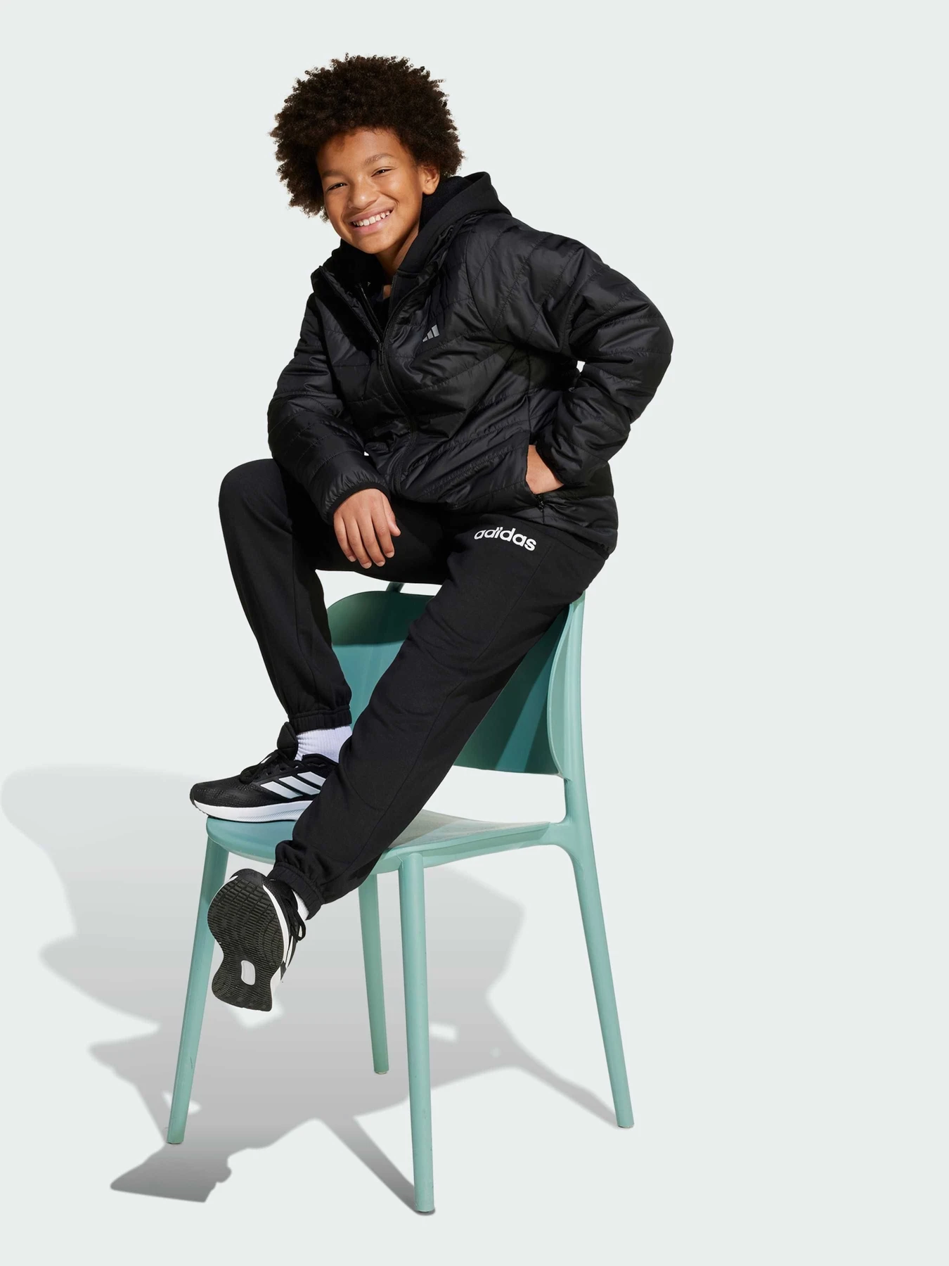Куртки та дублянки Adidas модель JL7444 Фото