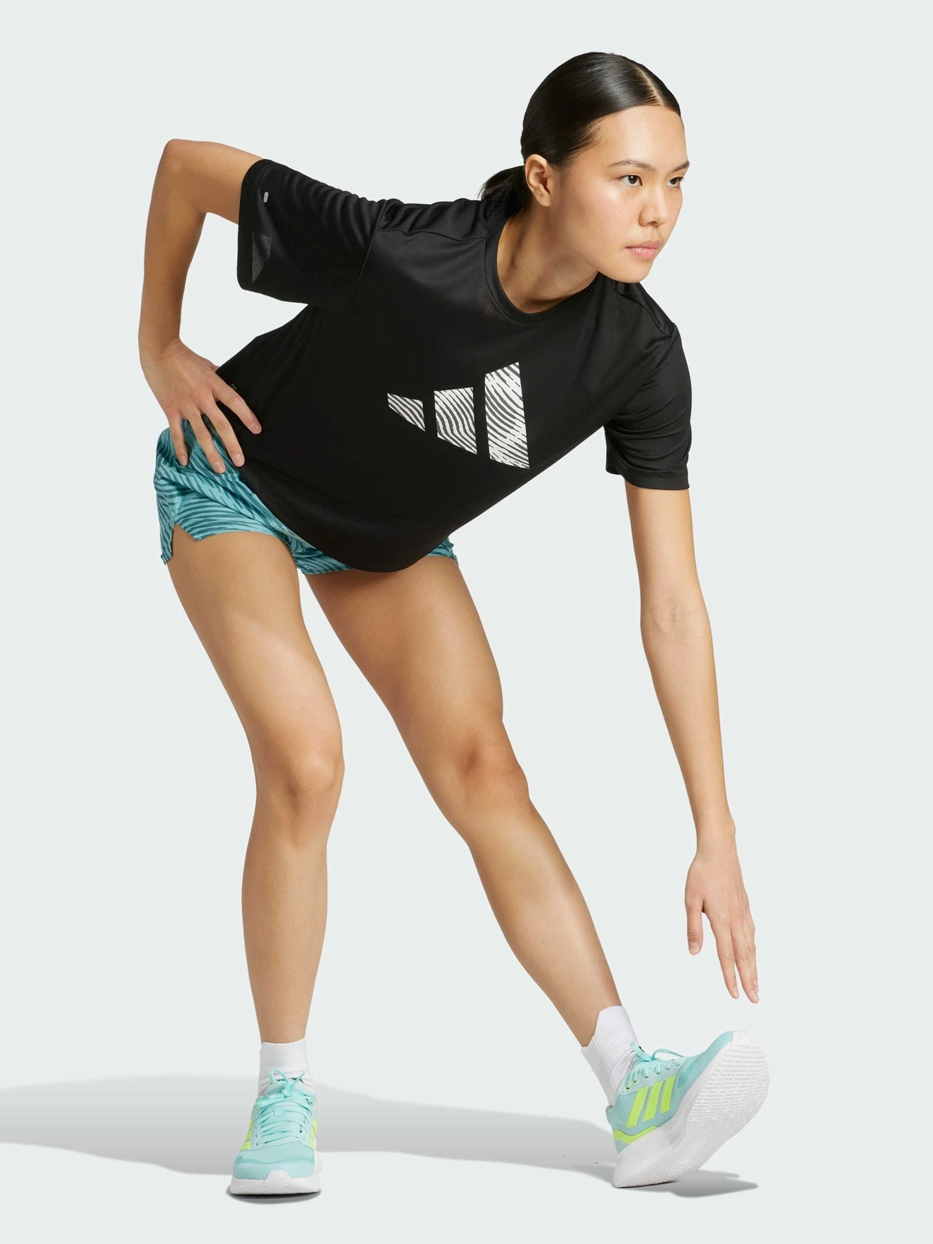 Футболки и поло Adidas модель JM5737 Футболки и поло Adidas модель JM5737 Фото