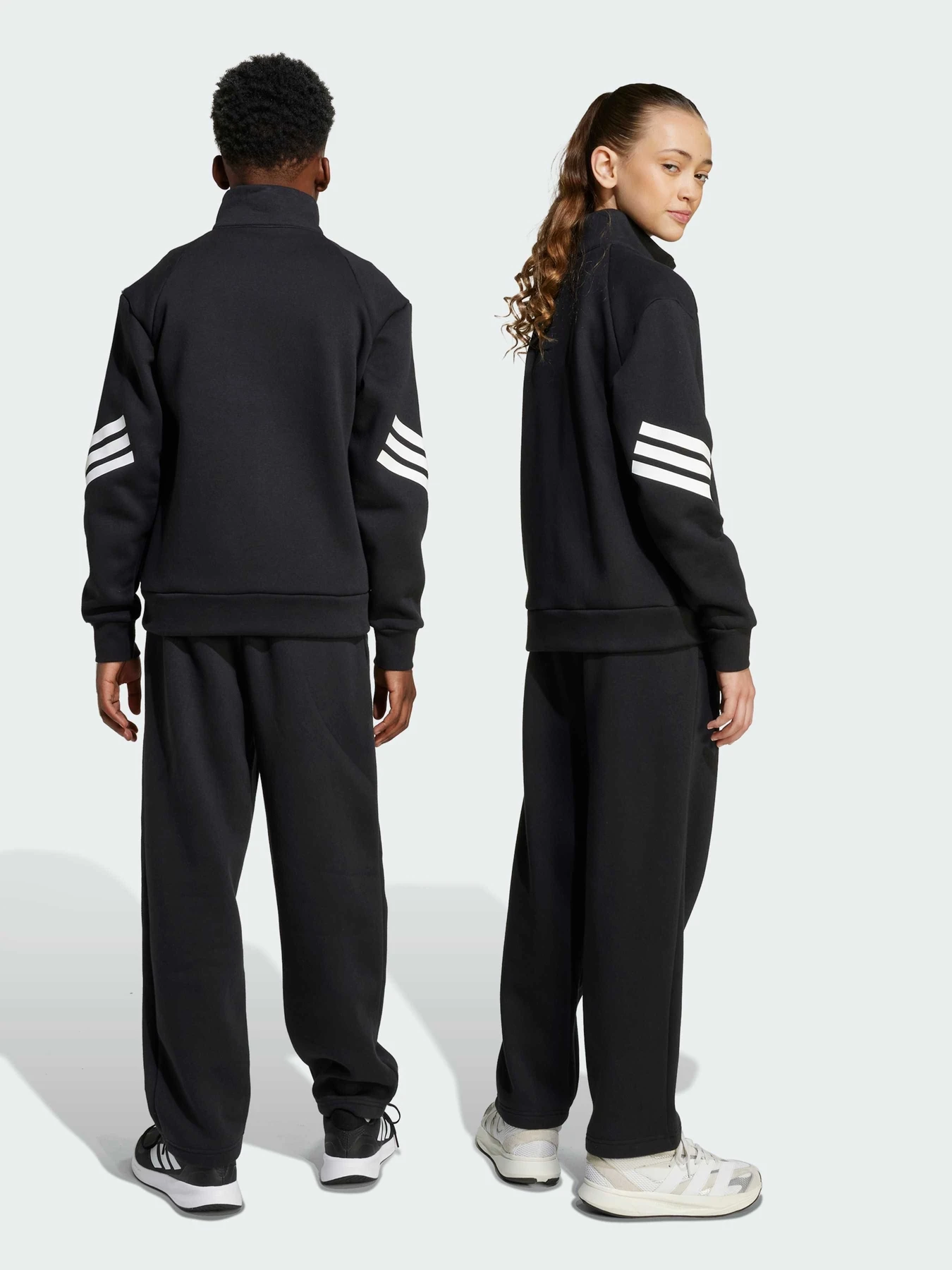 Костюмы Adidas 3 Stripes модель JM1267 Костюмы Adidas 3 Stripes модель JM1267 Фото