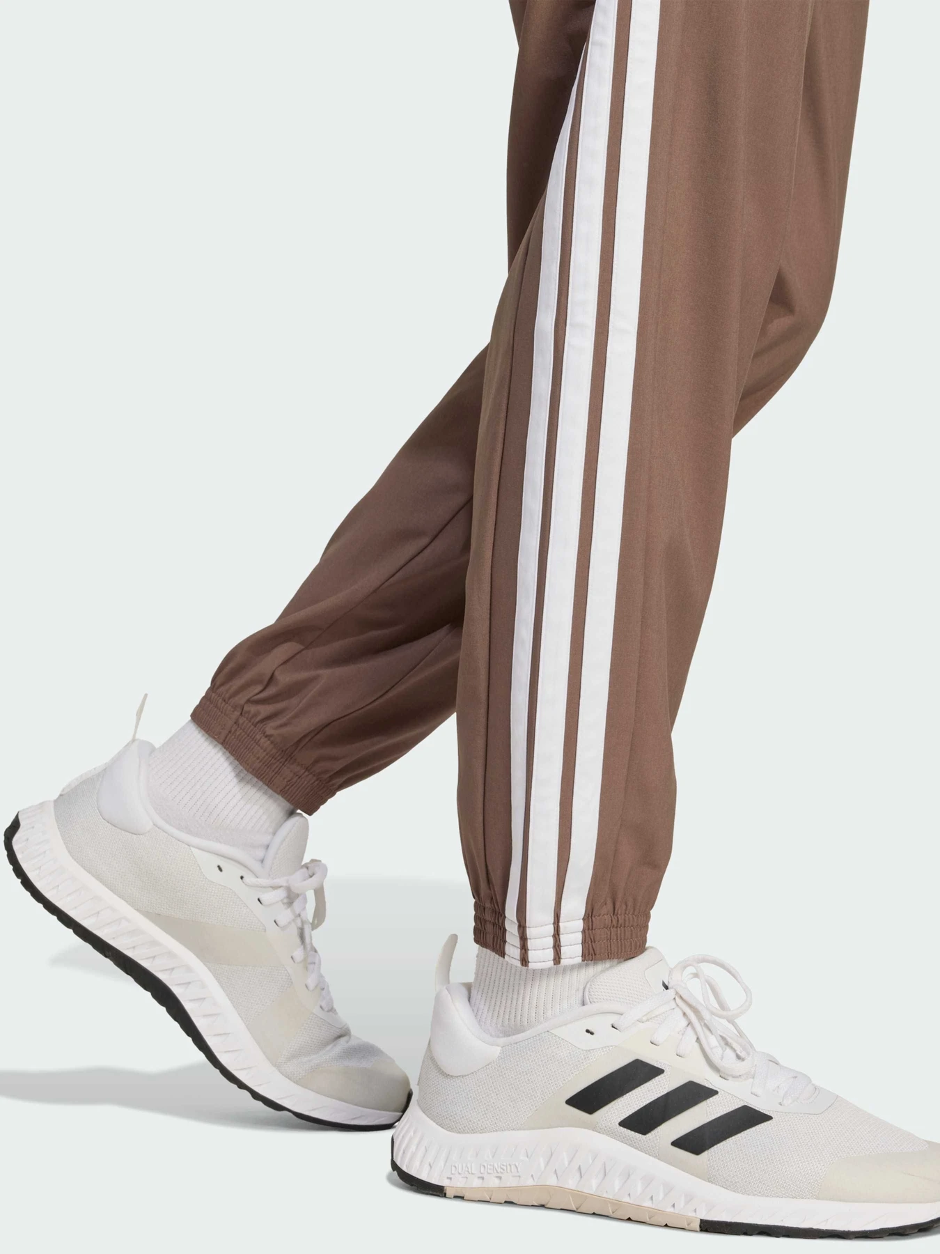 Брюки Adidas модель JY2168 Брюки Adidas модель JY2168 Фото