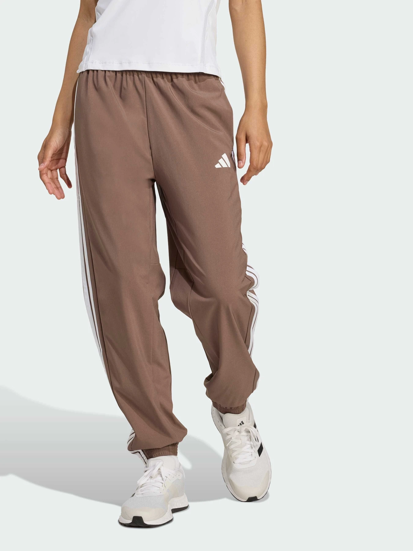 Брюки Adidas модель JY2168 Брюки Adidas модель JY2168 Фото