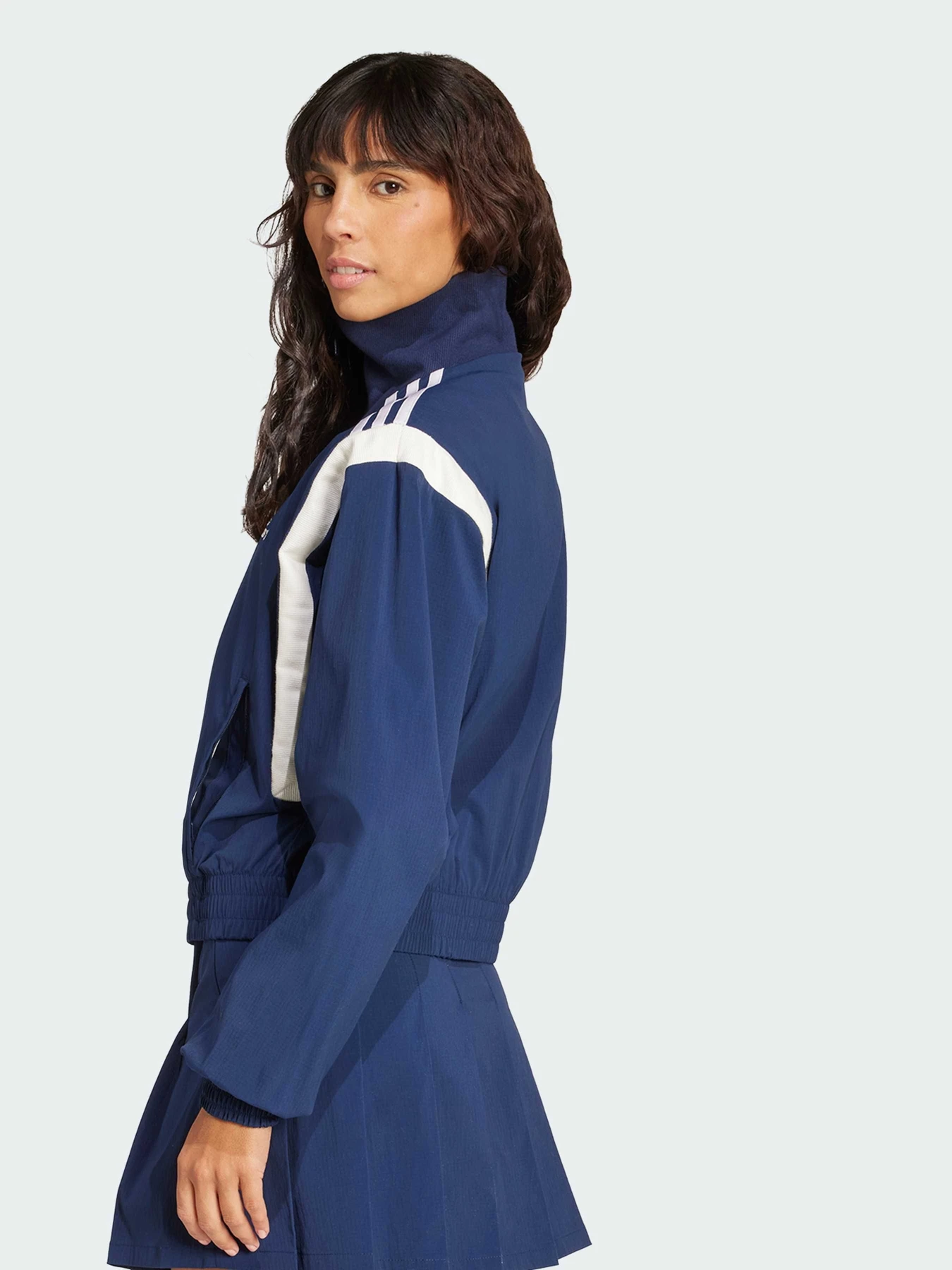 Худи и свитшоты Adidas модель JY2809 Худи и свитшоты Adidas модель JY2809 Фото