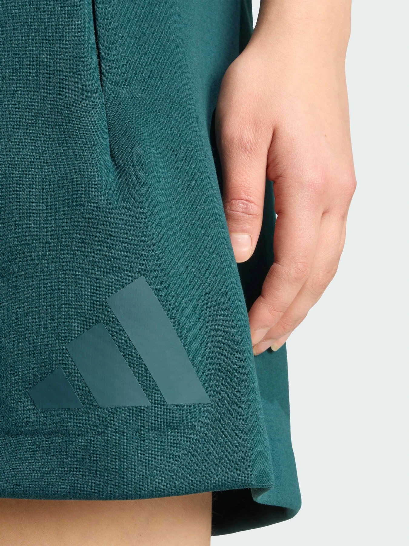 Шорты Adidas ZNE модель JW7760 Шорты Adidas ZNE модель JW7760 Фото