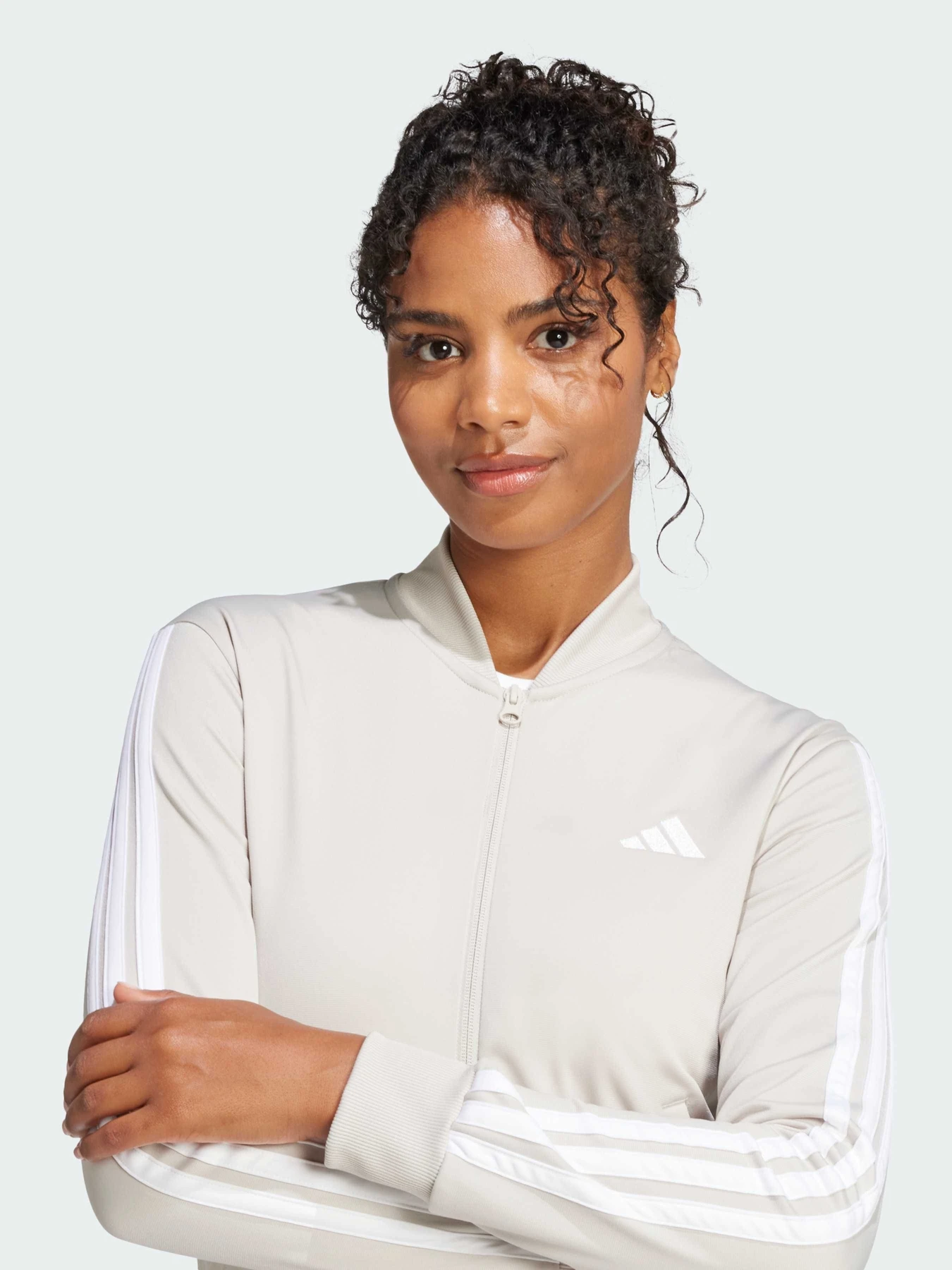 Костюмы Adidas модель JD2686 Костюмы Adidas модель JD2686 Фото