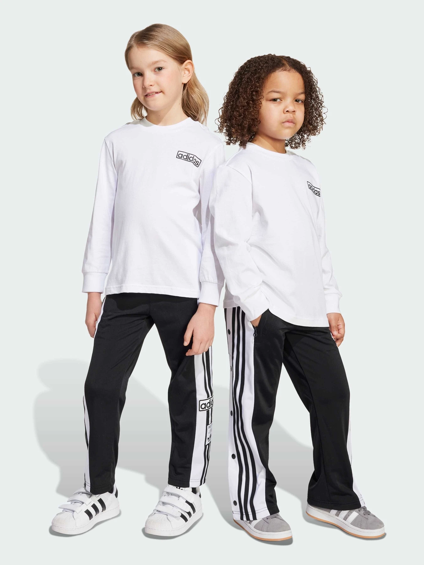 Костюмы Adidas Adicolor модель JX1092 Костюмы Adidas Adicolor модель JX1092 Фото