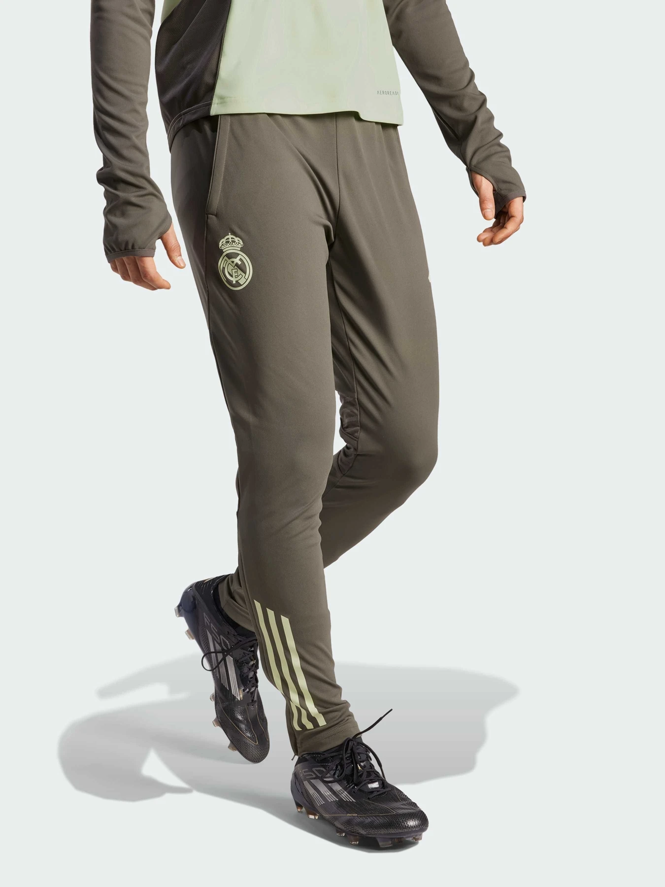 Брюки Adidas Tiro модель JP3983 Брюки Adidas Tiro модель JP3983 Фото