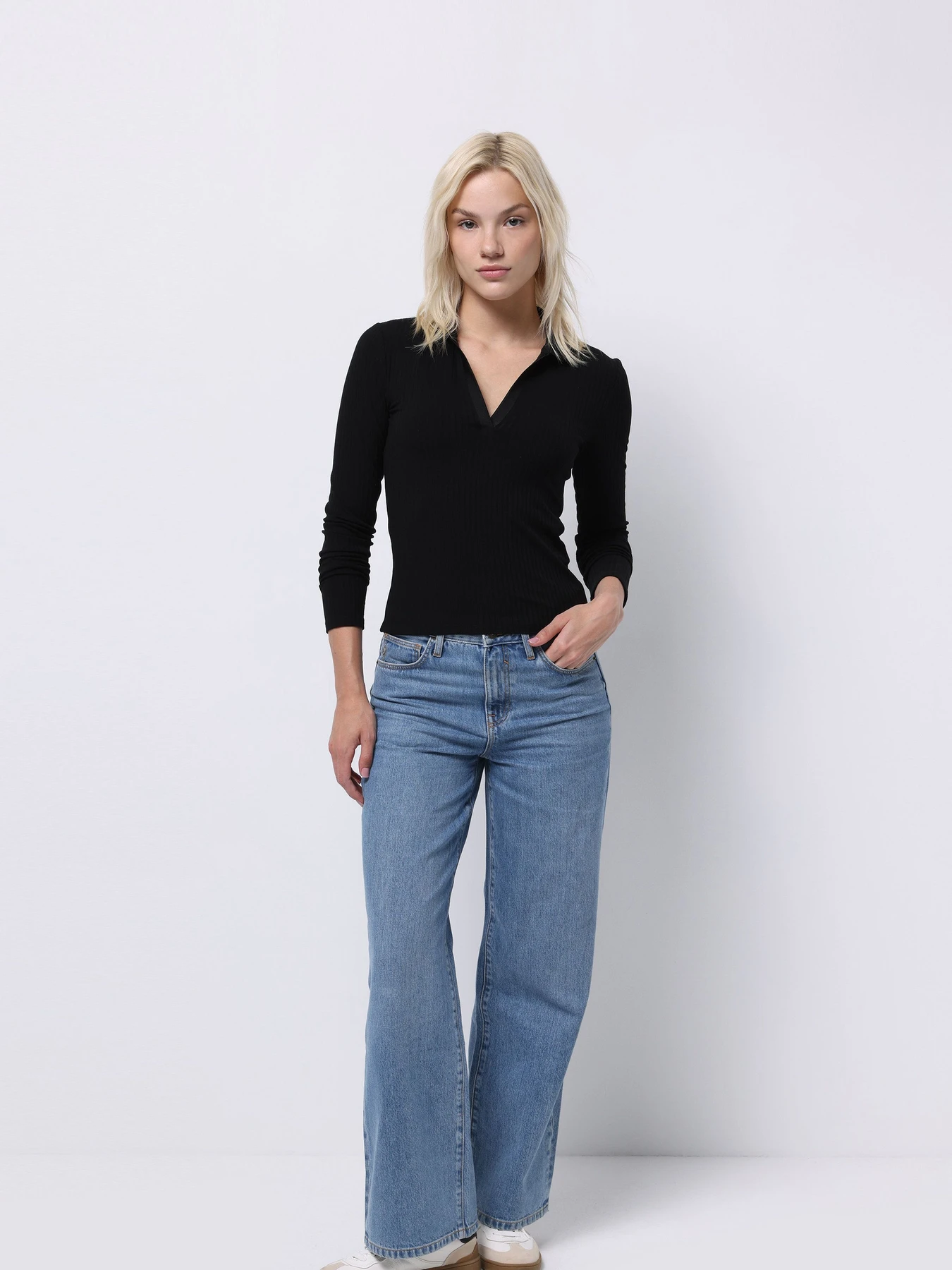 Худи и свитшоты Colin’s модель CL1075898_Q1.V1_BLK Фото