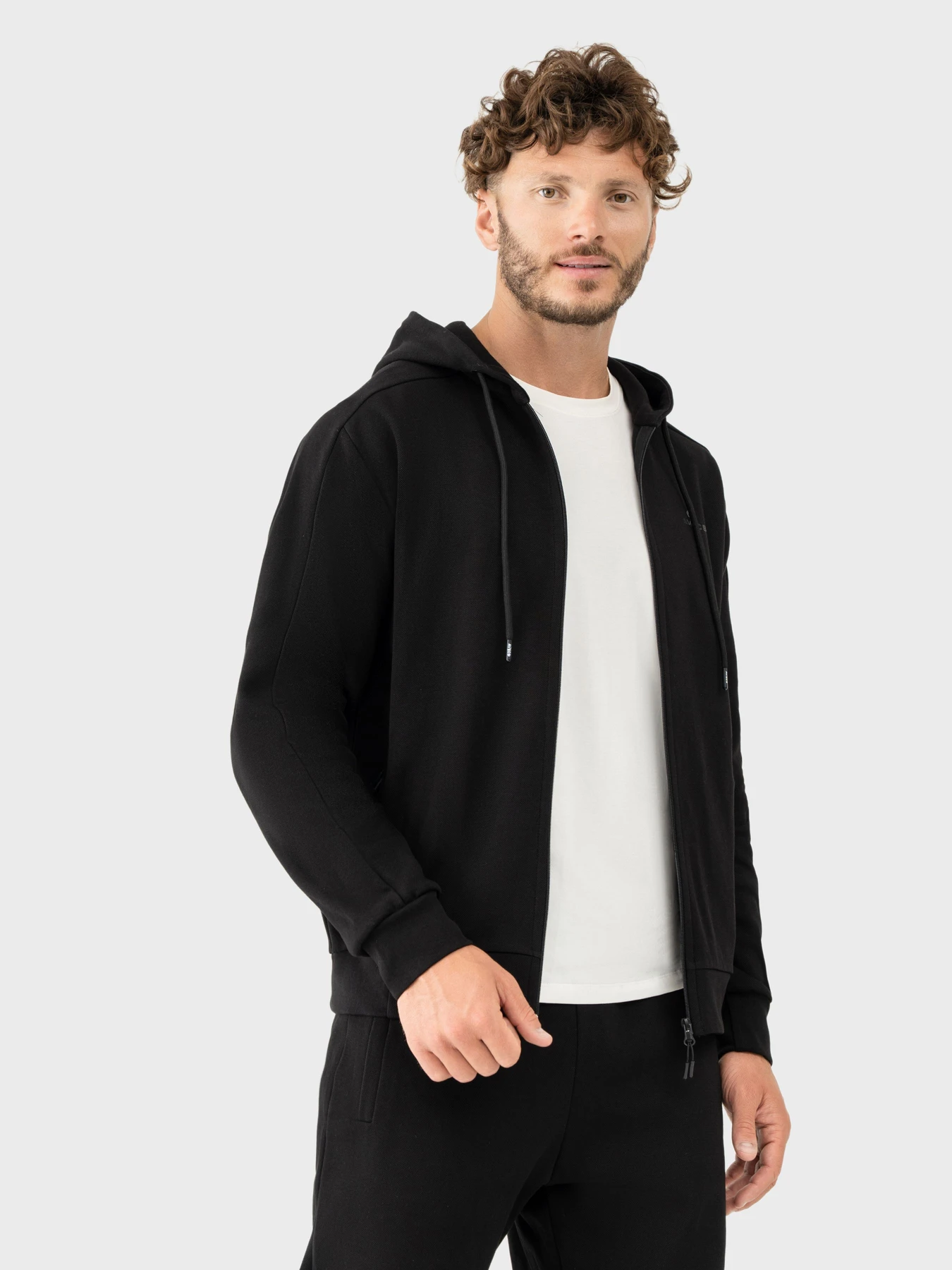 Костюмы AVECS модель 50512-1 Костюмы AVECS модель 50512-1 Фото
